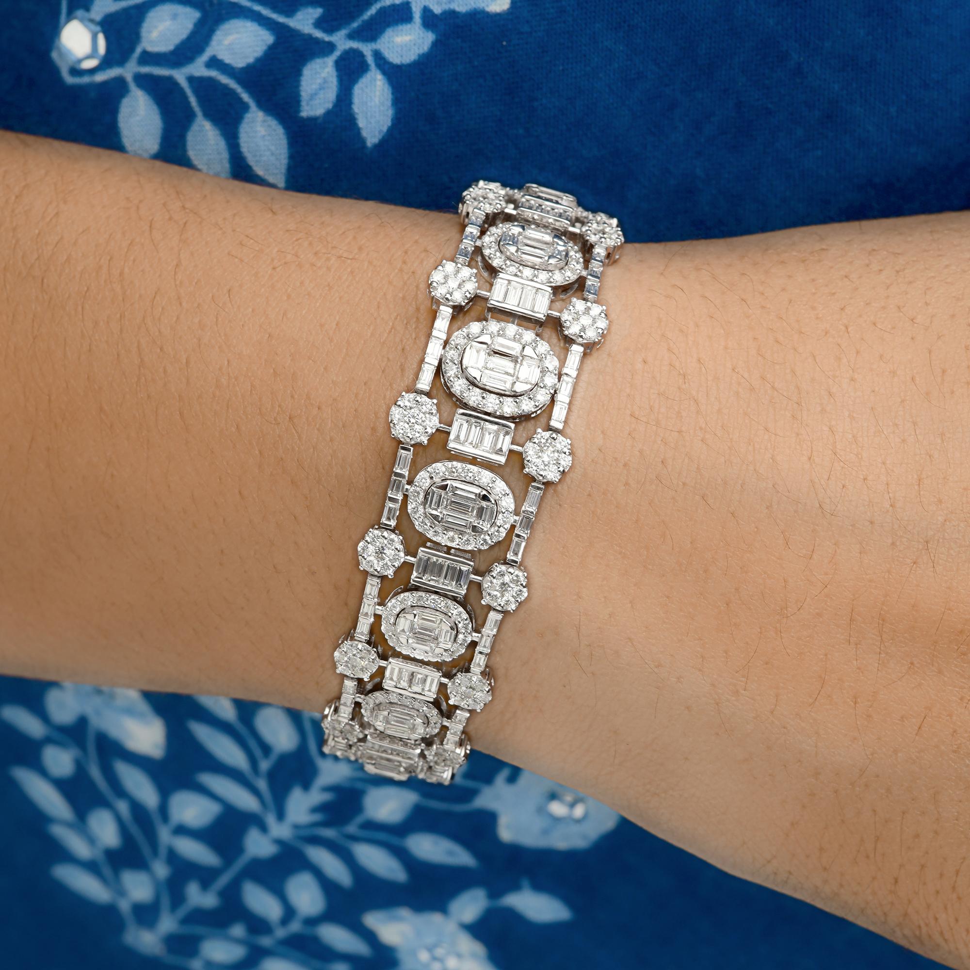 Modern 10.12 Carat SI Clarity HI Color Baguette Round Diamond 18k White Gold Bracelet For Sale