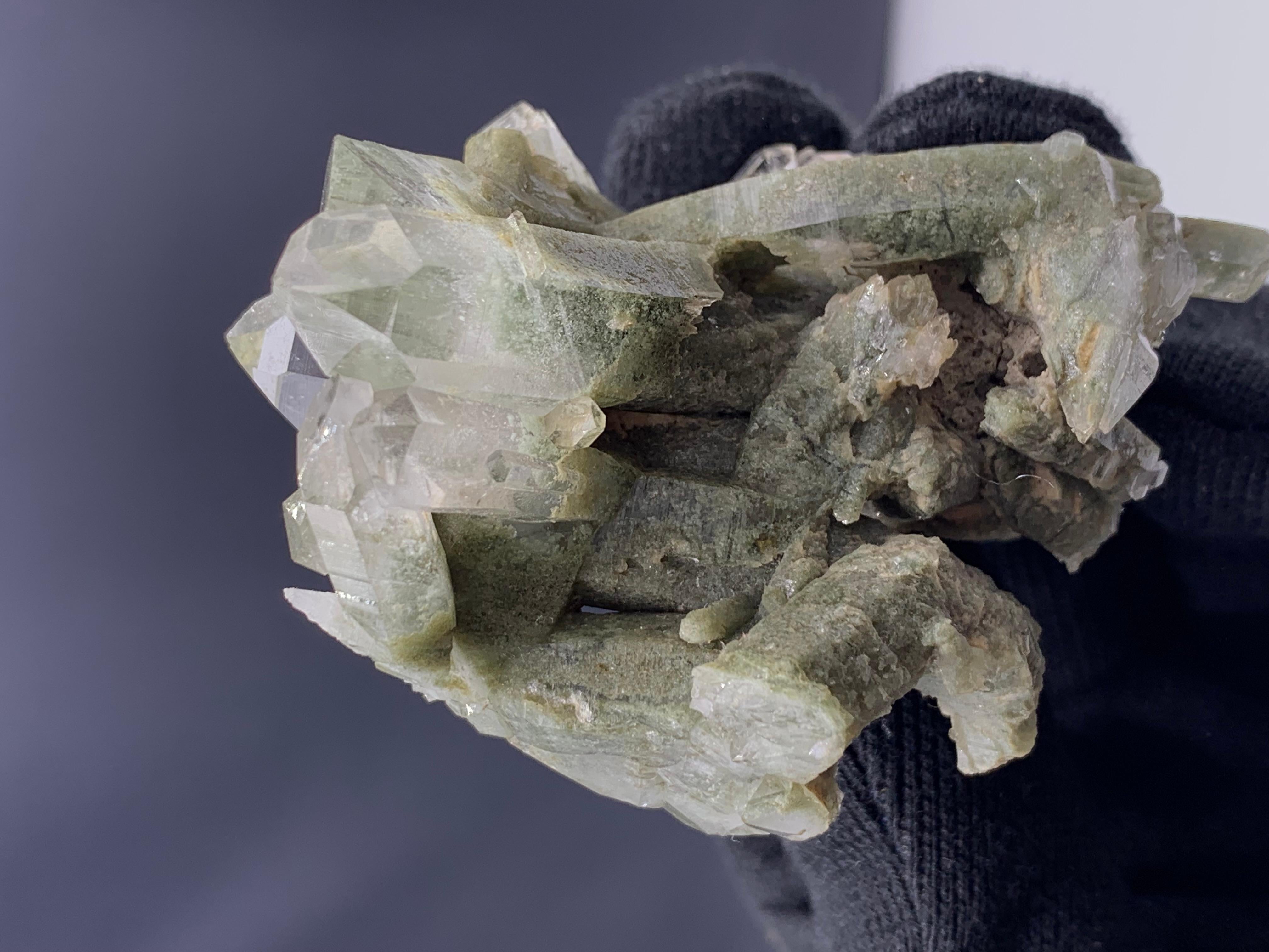 101.29 Gram Lovely Quartz Crystals From Skardu, Pakistan  In Good Condition For Sale In Peshawar, PK