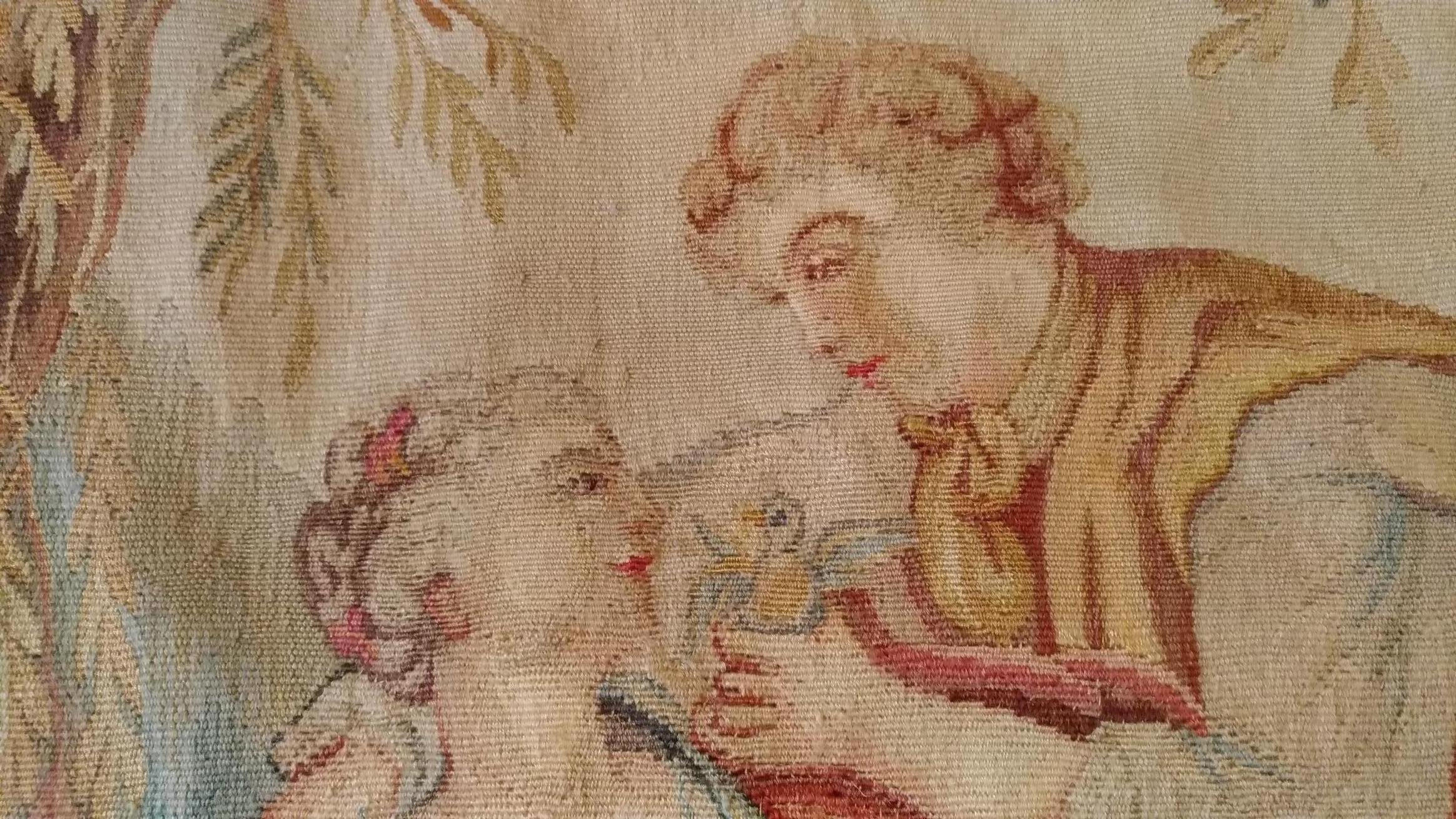 1013 - Luxuriöser Aubusson-Wandteppich aus dem 20. Jahrhundert mit schönem, romantischem Design (Wolle) im Angebot