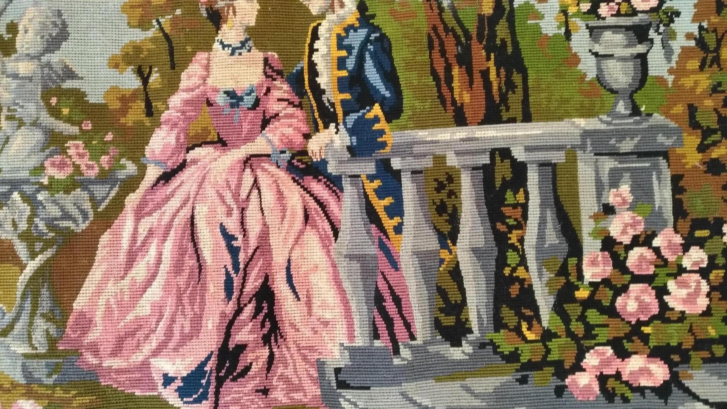 1014 - Beautiful French Antique Needlepoint Tapestry In Excellent Condition For Sale In Paris, FR