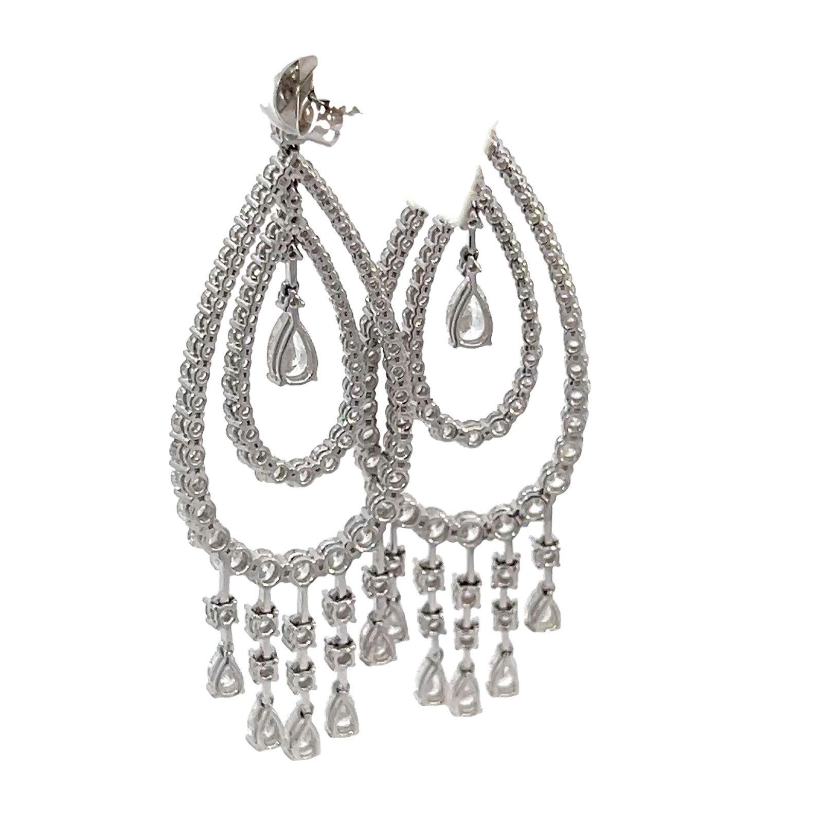 Women's 10.14 Carat Diamond Dangle Chandelier Earrings For Sale