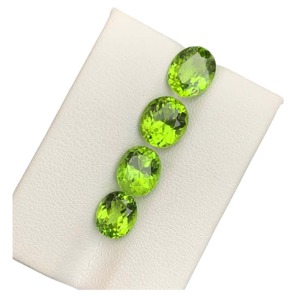2,43 ct Très beau Peridot du Pakistan 2,43 ct Très beau Peridot du Pakistan