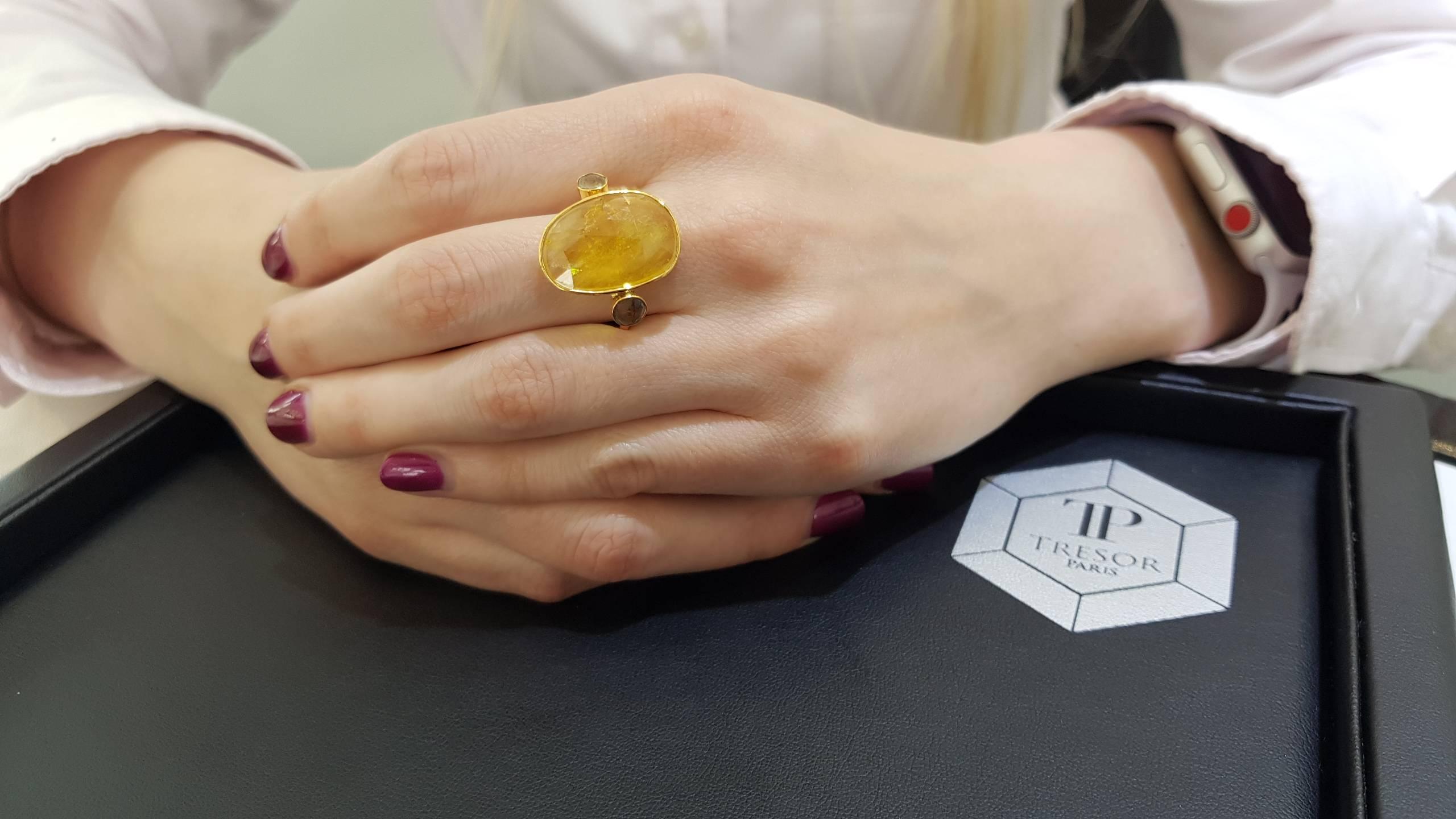 10,15 Karat Rosenschliff Saphir Diamant 18 Karat Gelbgold Kunsthandwerker Ring  im Zustand „Neu“ im Angebot in London, GB