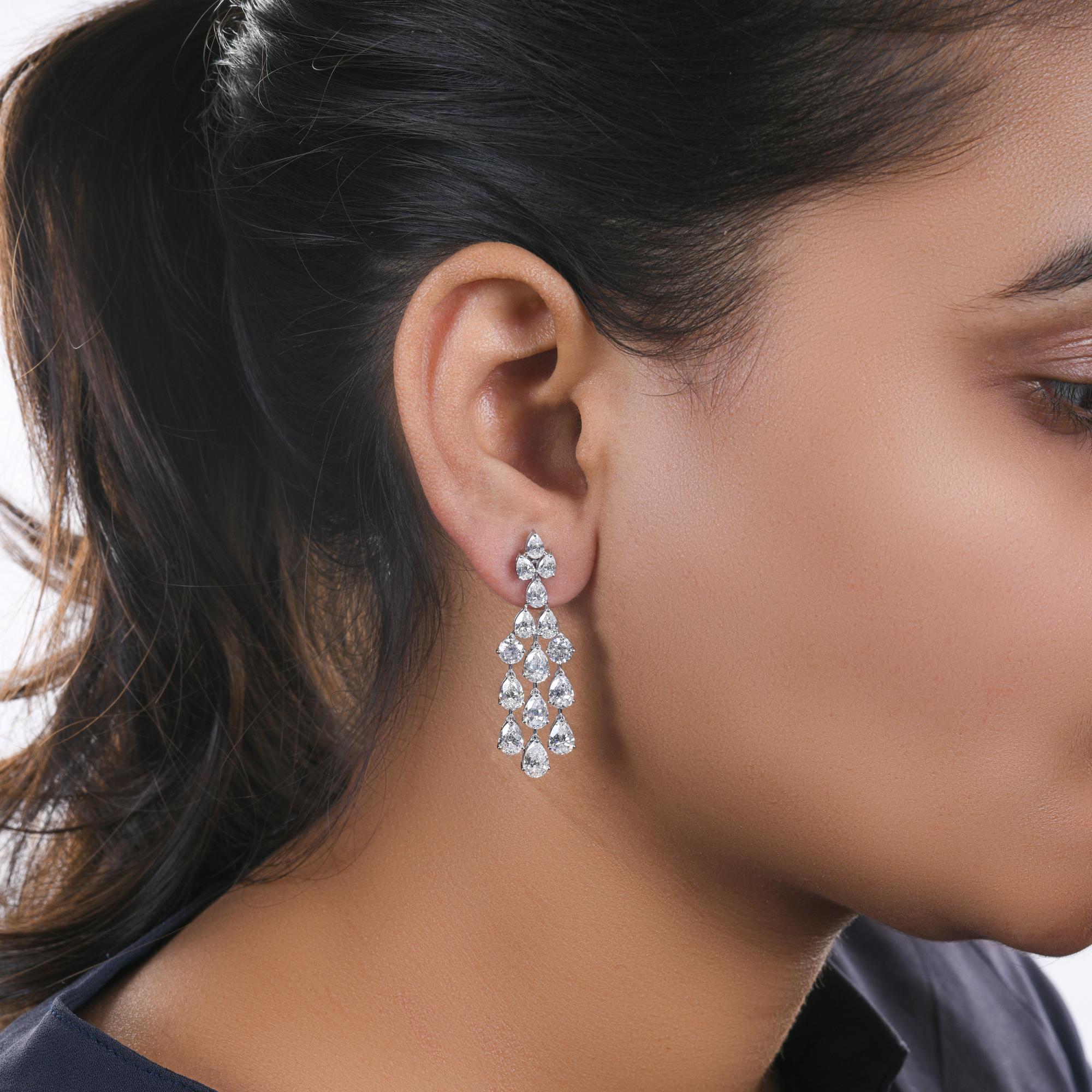 10.15 Carat SI/H Pear Round Diamond Chandelier Earrings 14 Karat White Gold In New Condition For Sale In Diera, Dubai