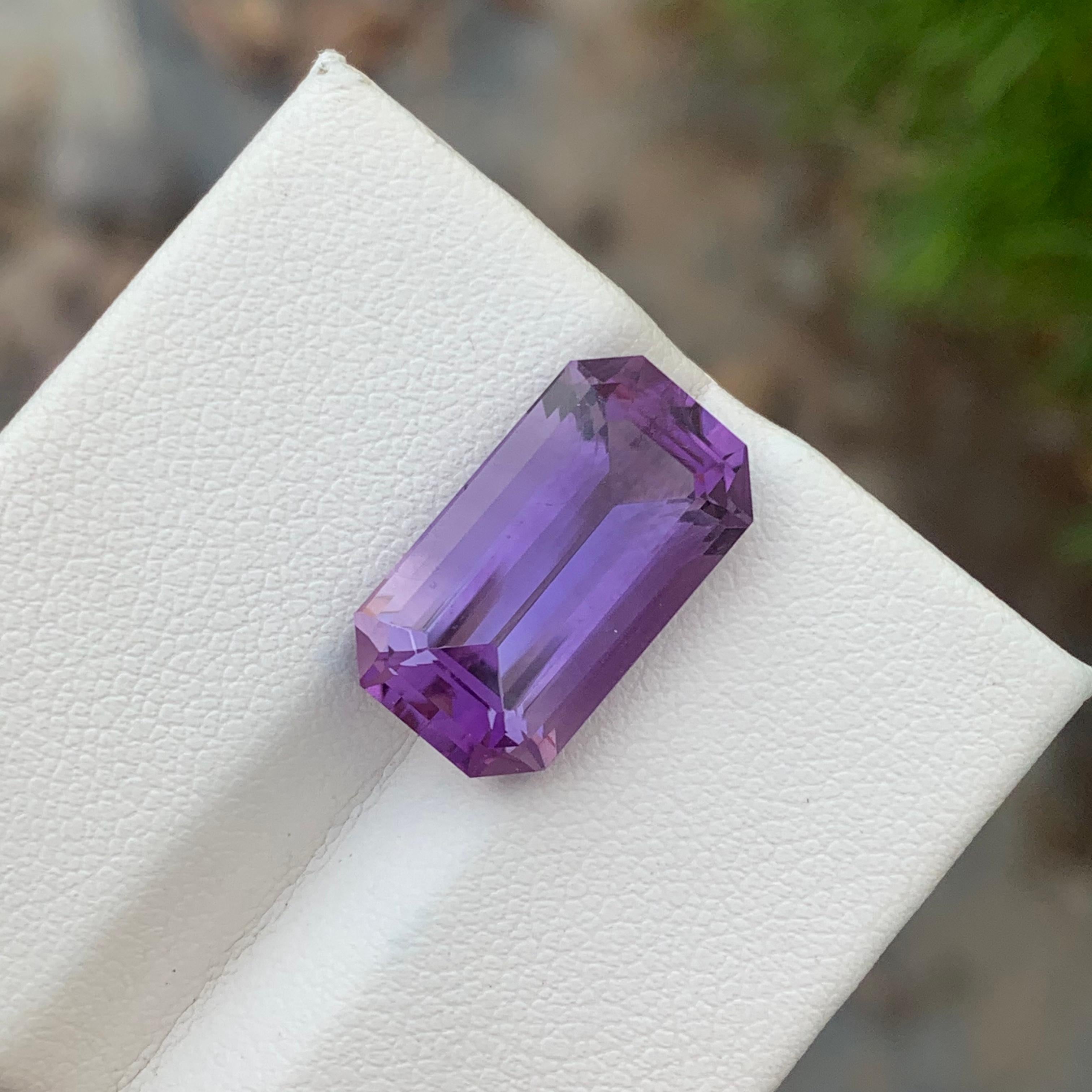 Emerald Cut 10.15 Carats Natural Loose Purple Amethyst Gem For Jewelry Making Emerald Shape For Sale