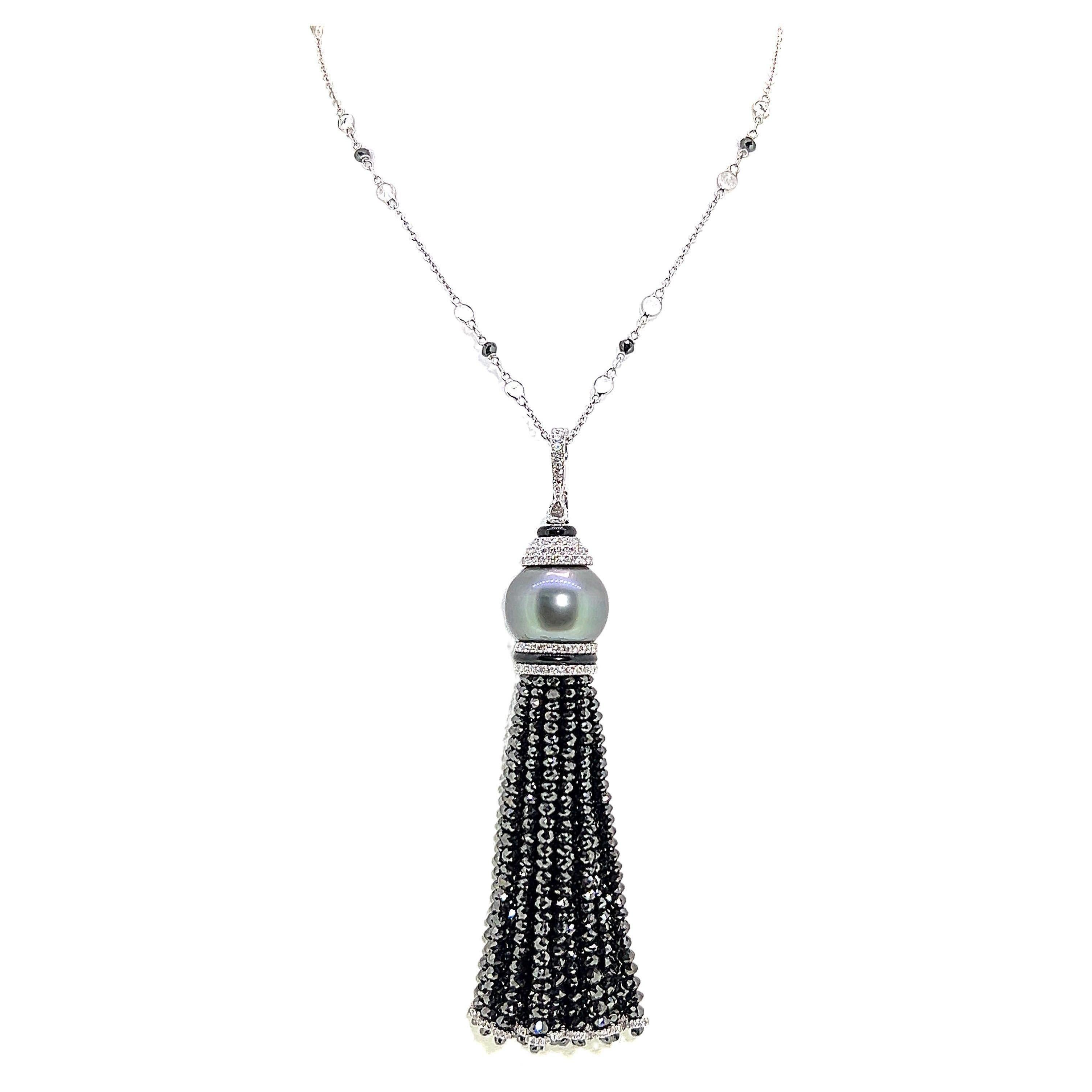 101.58 Carats Diamond and Pearl Tassel Necklace set on 18 Karat White Gold For Sale