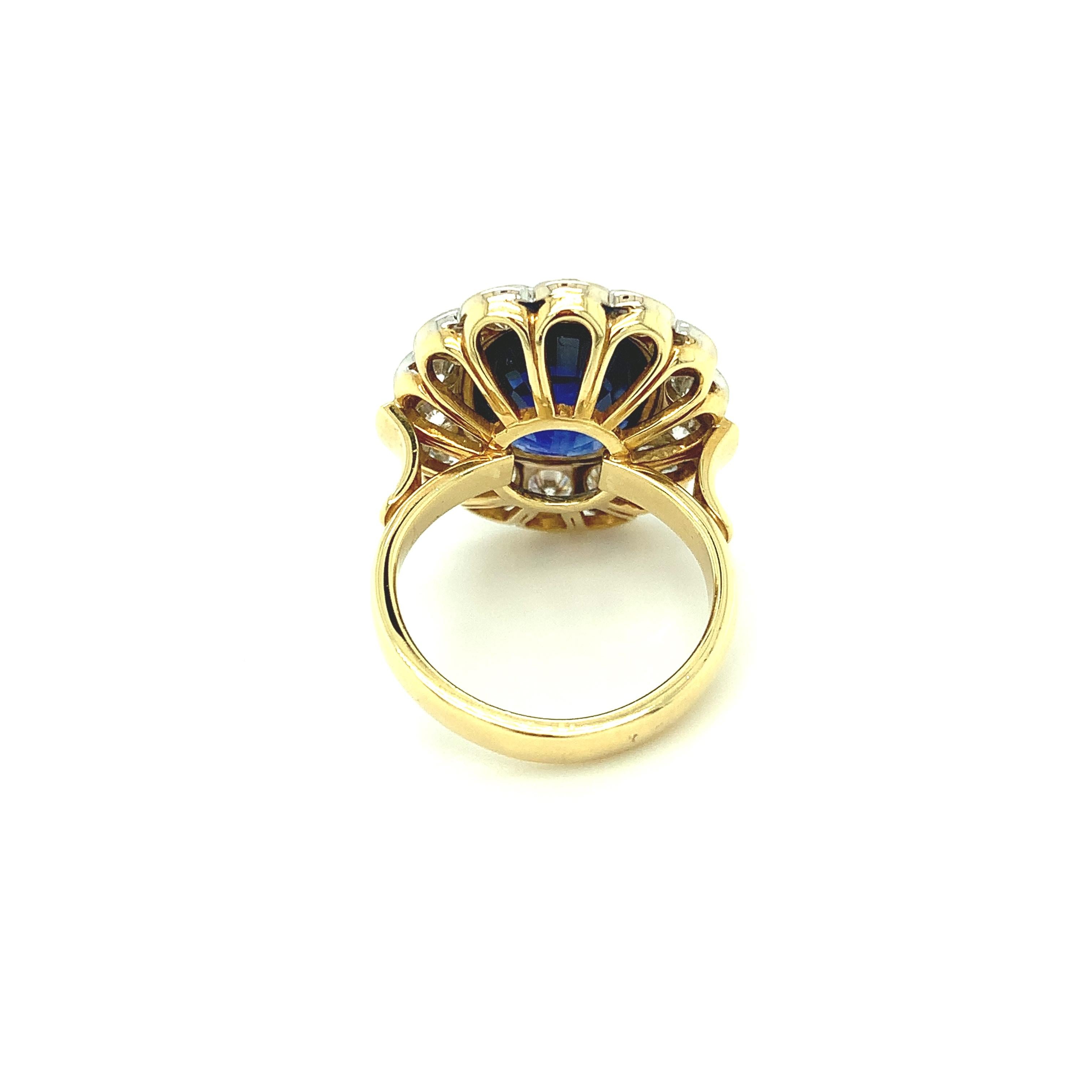 GIA Certified 10.16 Carat Ceylon Blue Sapphire and Diamond Cocktail Ring For Sale 4