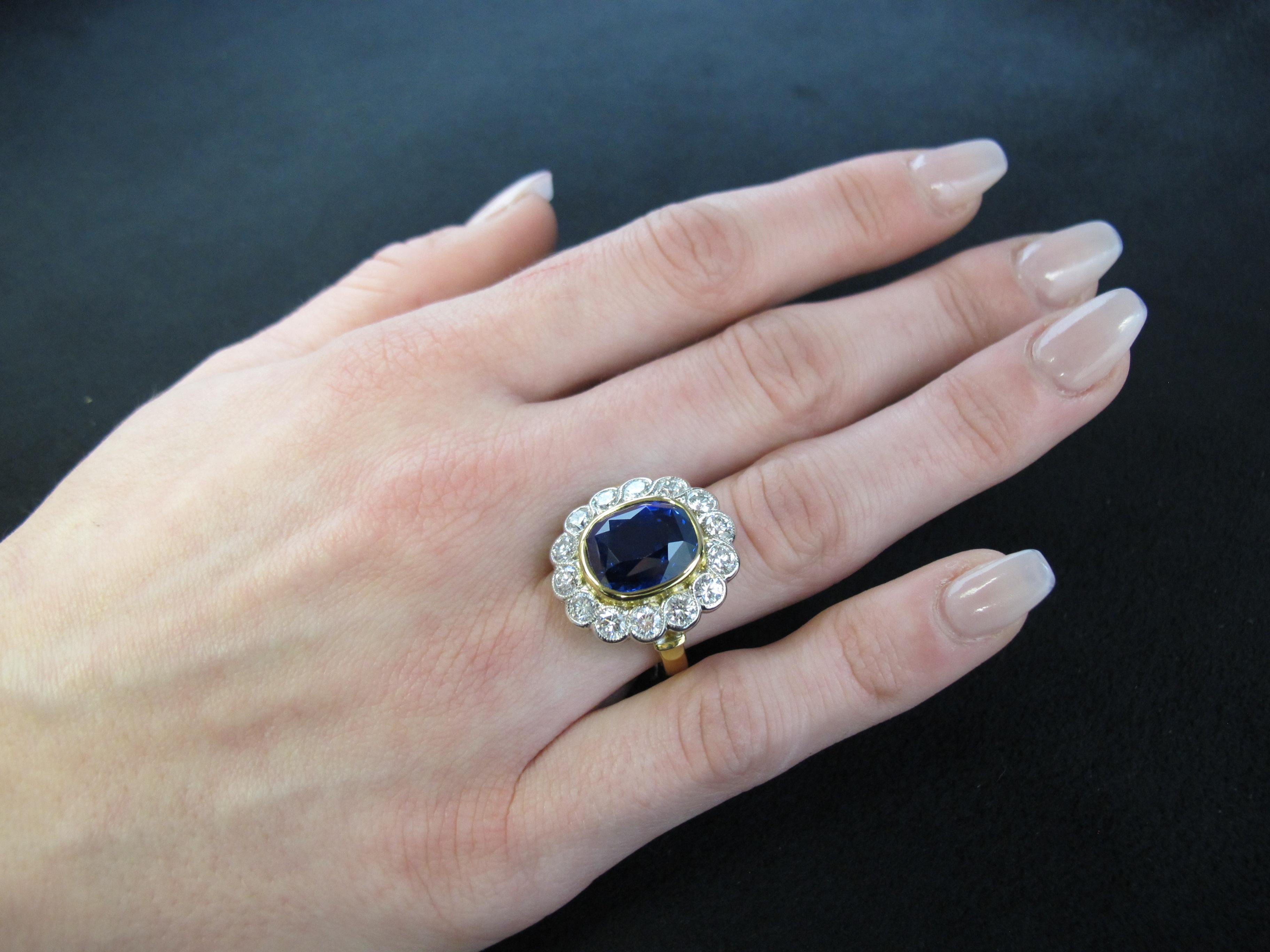 GIA Certified 10.16 Carat Ceylon Blue Sapphire and Diamond Cocktail Ring For Sale 7