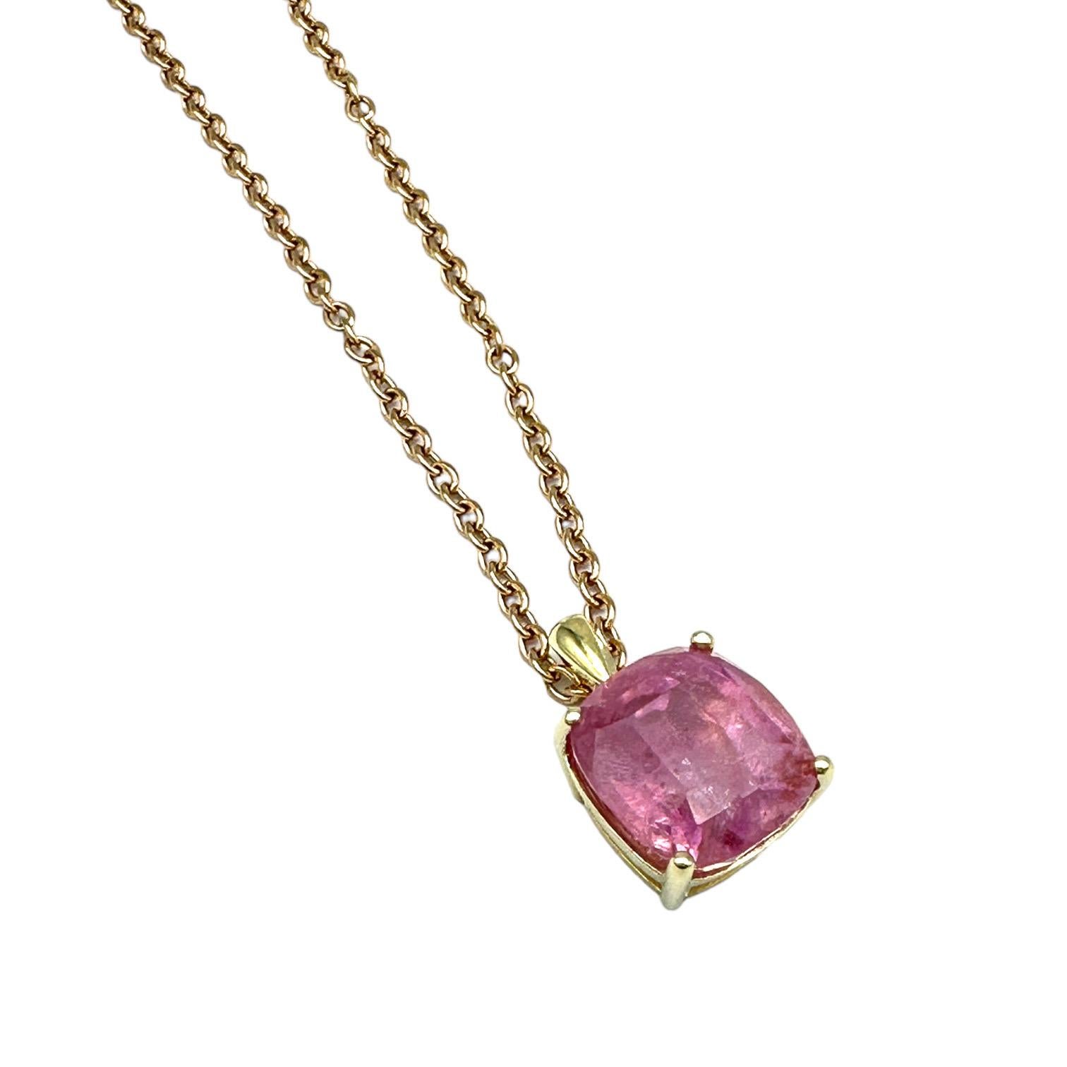 Stunning and Natural sapphire is set in a four-prong setting, captivating its pink color. The chain is a 26'