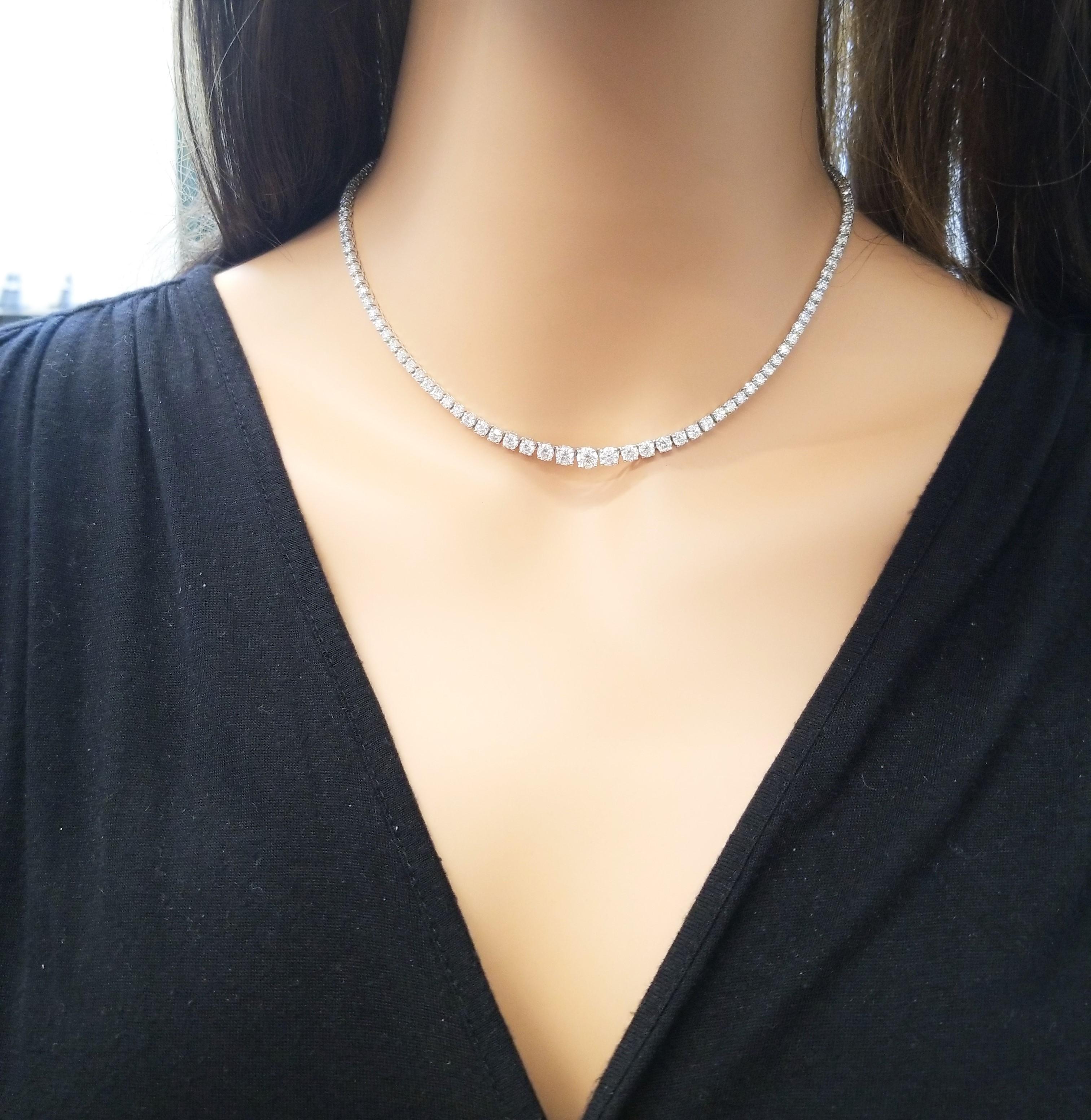 Contemporary 10.16 Carat Total Riviera Diamond Necklace in 14 Karat White Gold