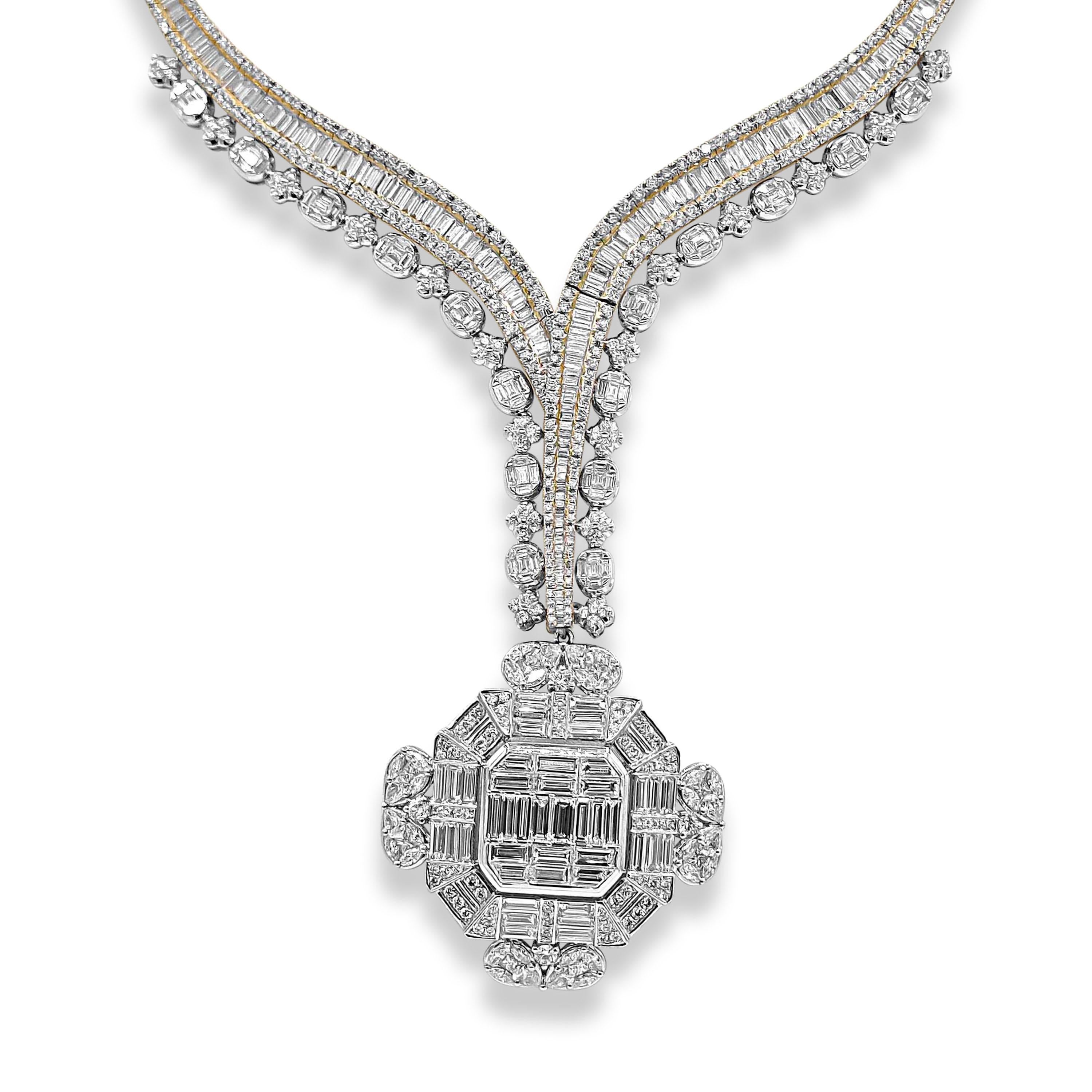 Collier en or blanc et jaune avec diamants de 10.17 carats Pour femmes en vente