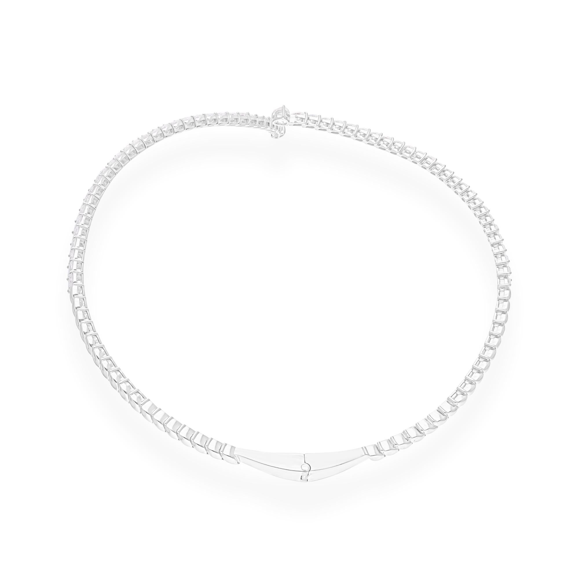 10,17 Carati SI/H Pear Round Brilliante Cut Diamond Collana Choker in Oro Bianco 18k in vendita 1