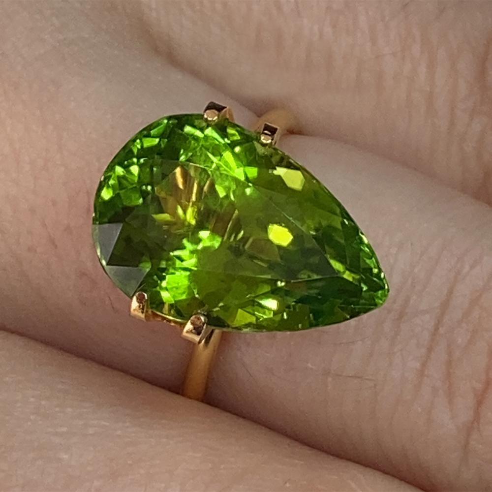 10.17ct Pear Peridot GIA Certified For Sale 9