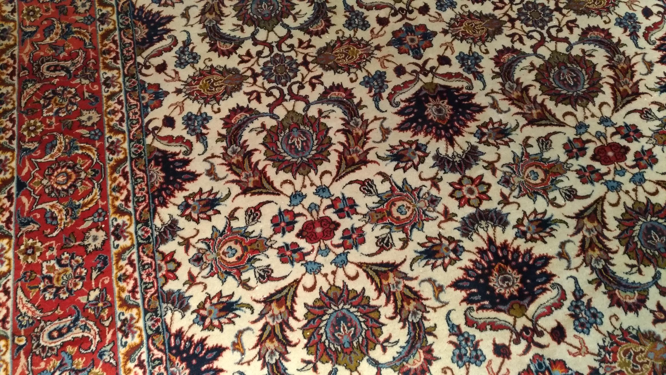 1018 - Beautiful Very Fine Isfahan Carpet, Hand-Knotted For Sale 3