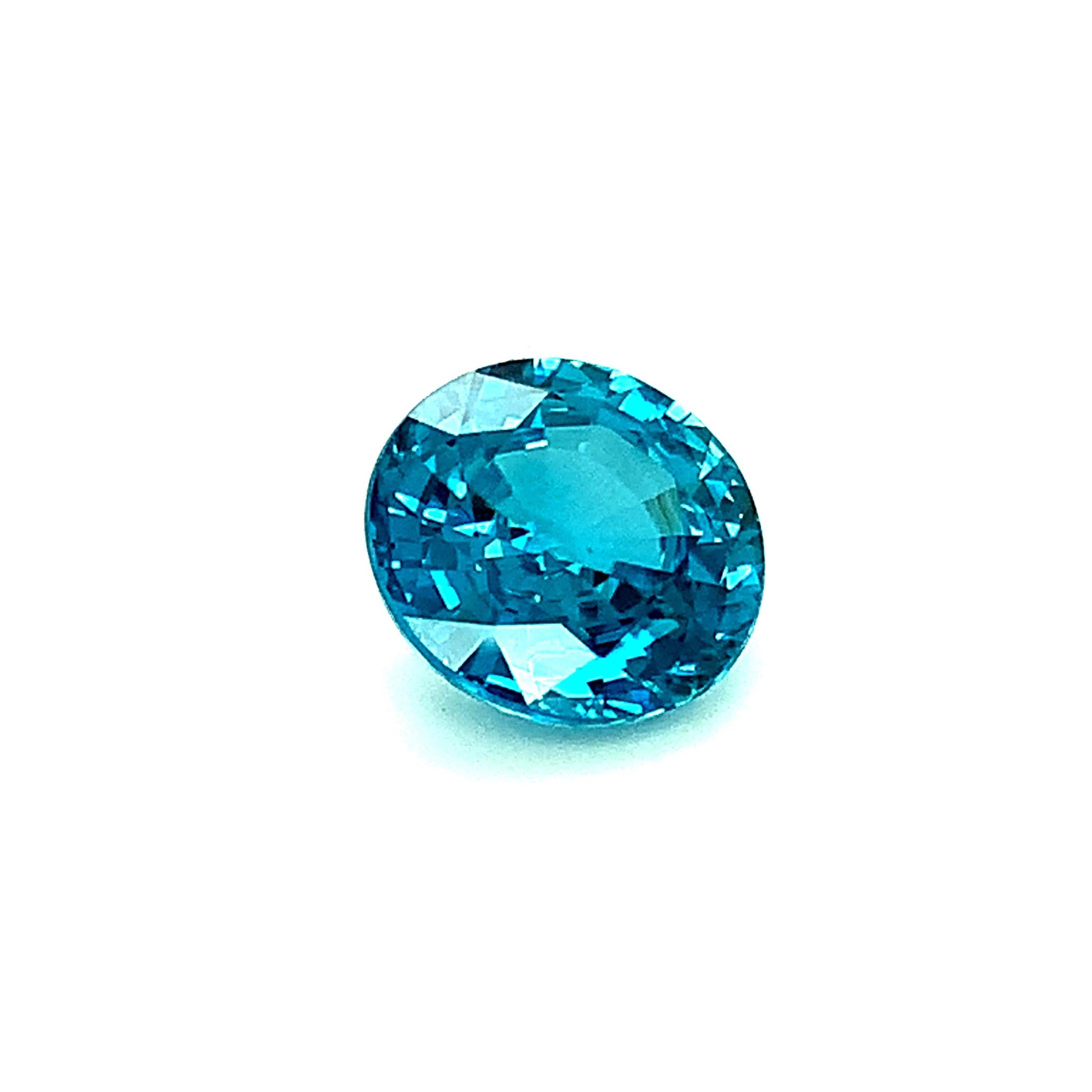 Round Cut 10.18 Carat Round Blue Zircon, Unset Loose Gemstone   For Sale