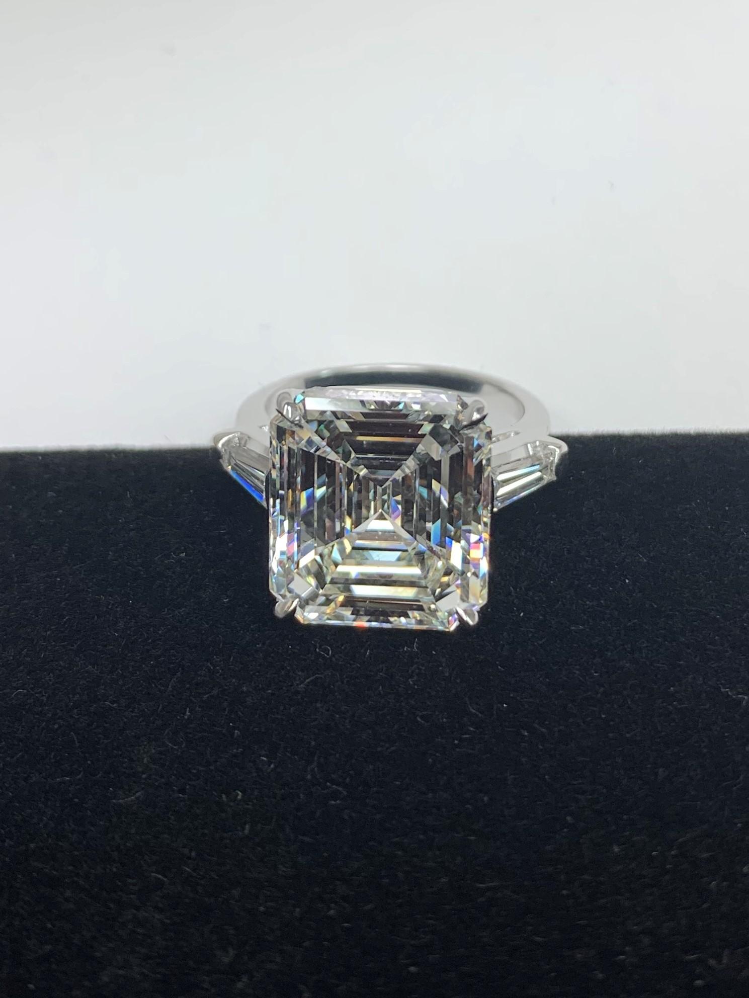 10.18 Carat Emerald Cut Diamond Set in Platinum Ring For Sale
