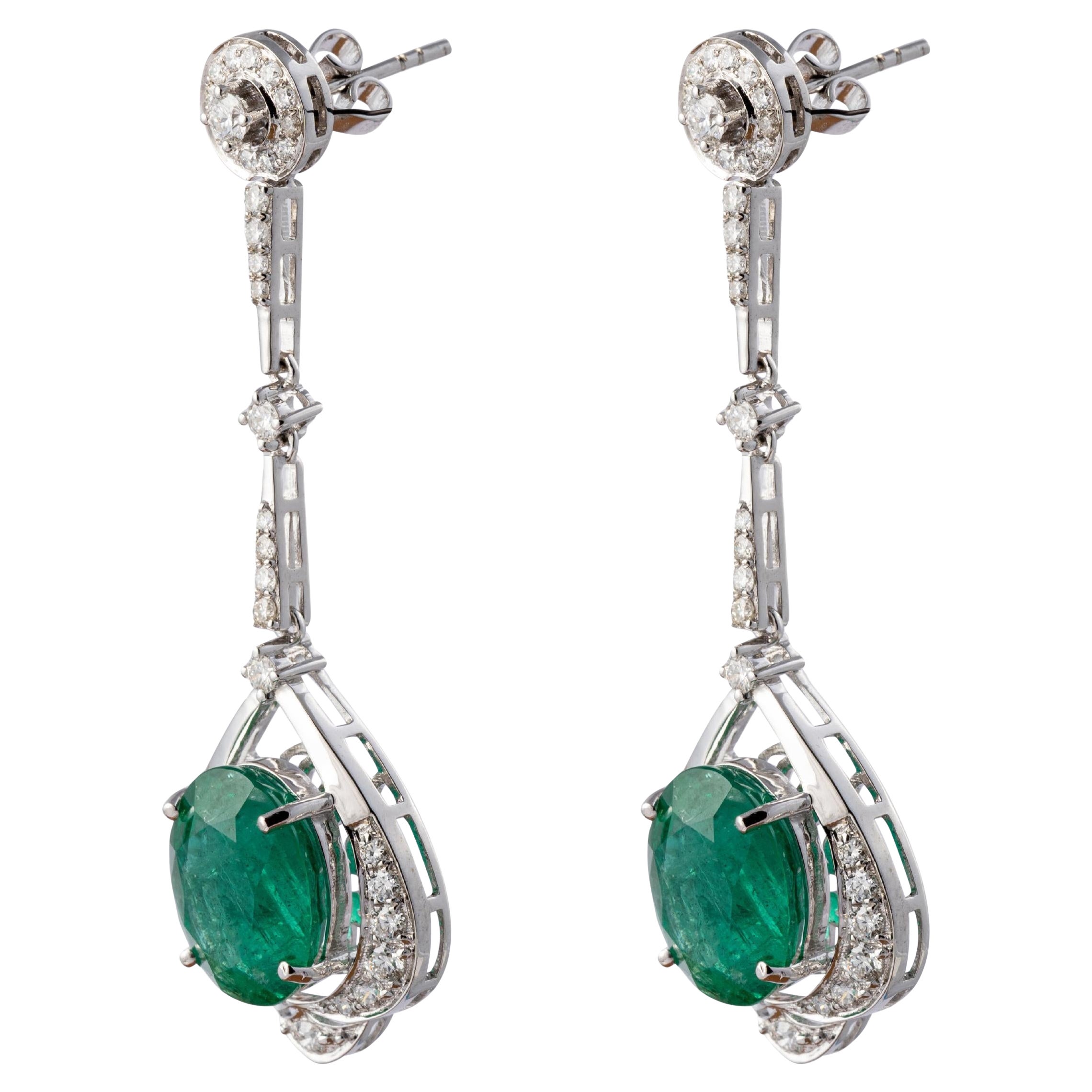 Pendientes de Esmeralda de Zambia Natural de 10,18 quilates con Diamantes de 1,43 quilates Oro de 14k