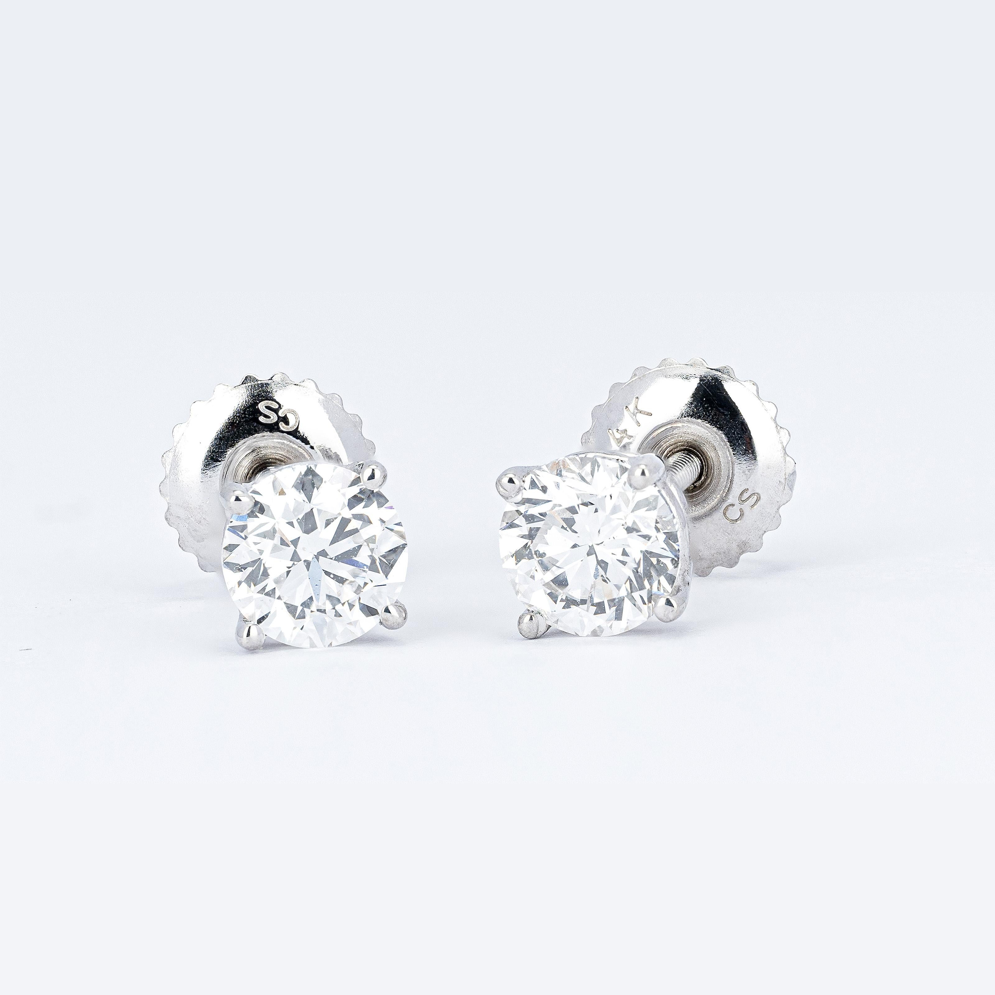 Round Cut 1.01ct Diamond Screw-On Studs 14kt White Gold For Sale