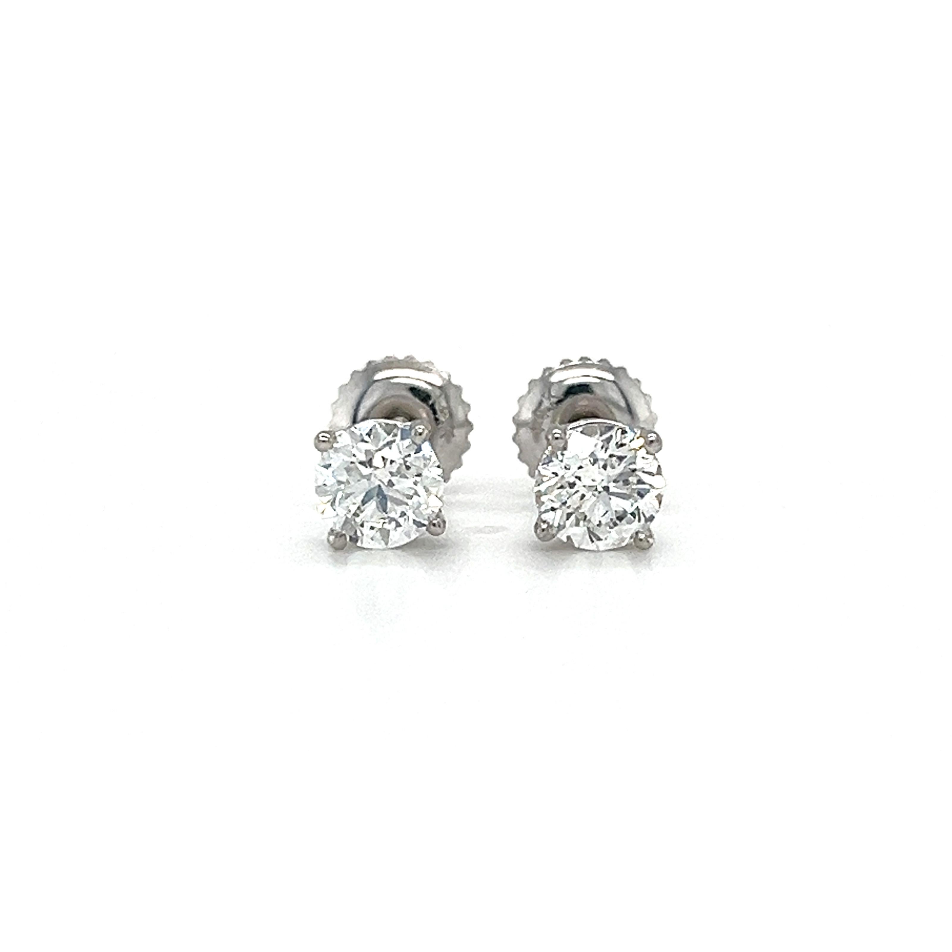 1.01ct Diamond Screw-On Studs 14kt White Gold In New Condition For Sale In Miami, FL