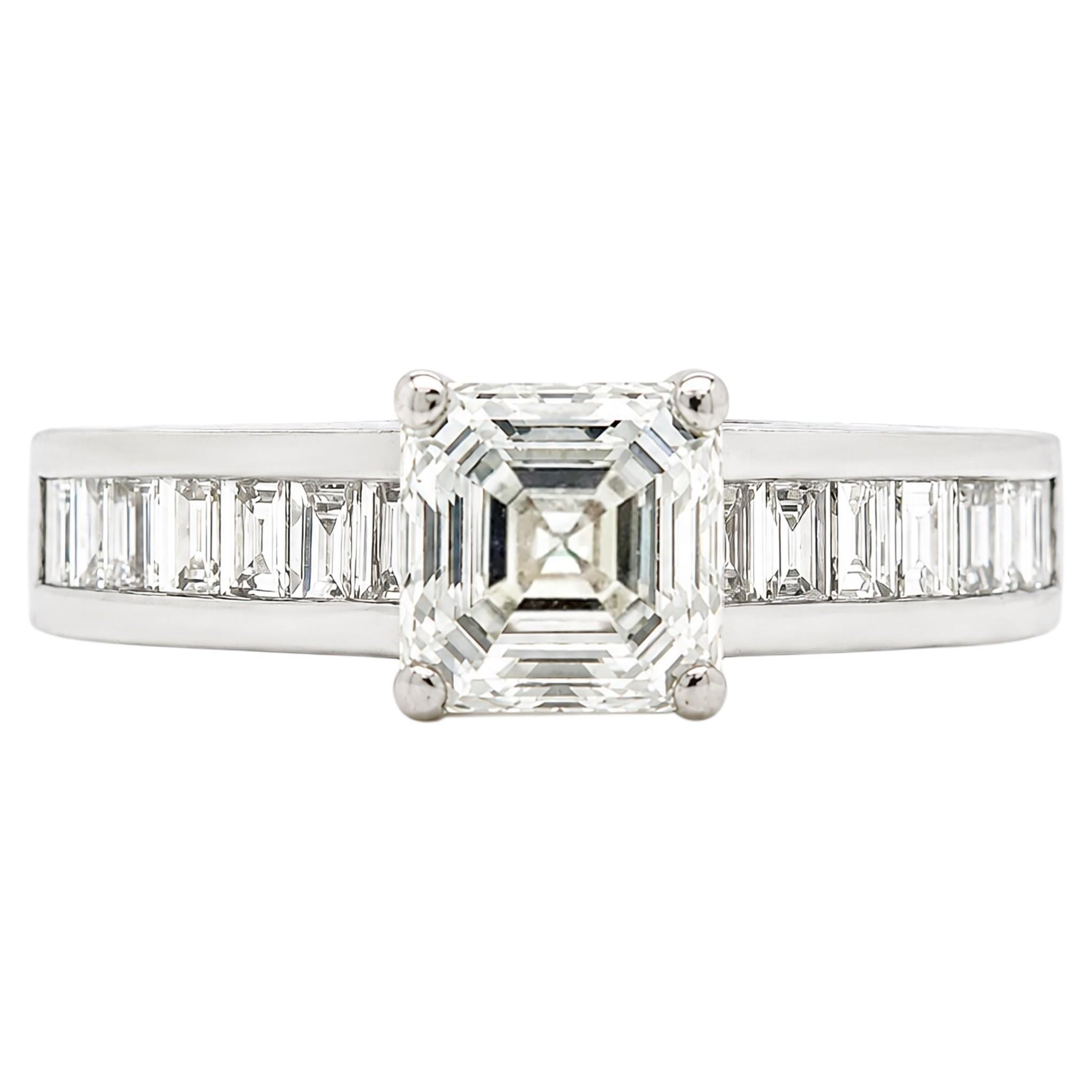 1.01ct H VS1 Square Emerald Cut Diamond Platinum Engagement Ring