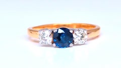 1,01 ct Zafiro Azul Redondo Natural Anillo de Tres Piedras Oro de 14 Kt 12433