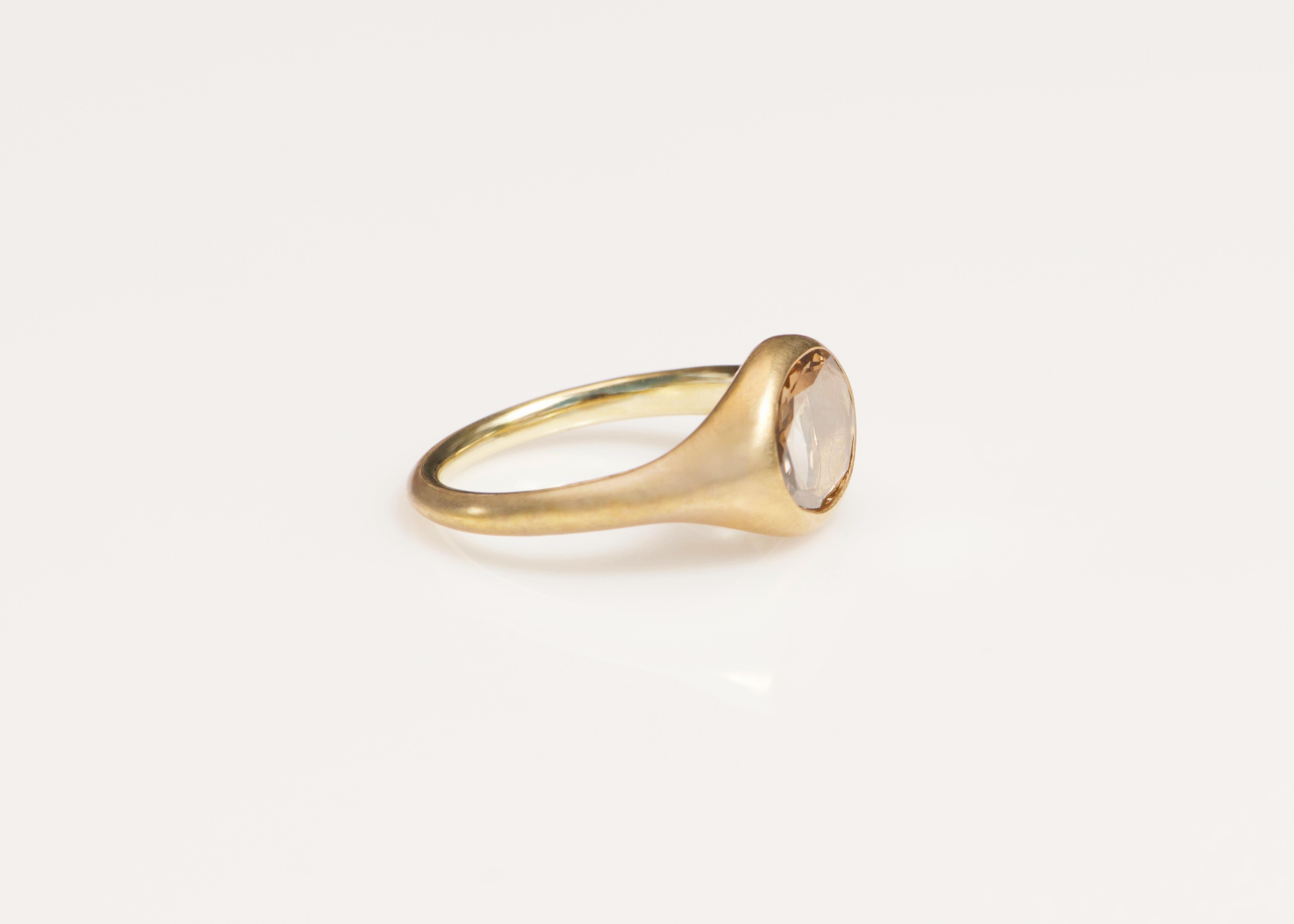 Portrait Cut 1.01ct oval portrait cut light brown diamond mounted on bronze For Sale