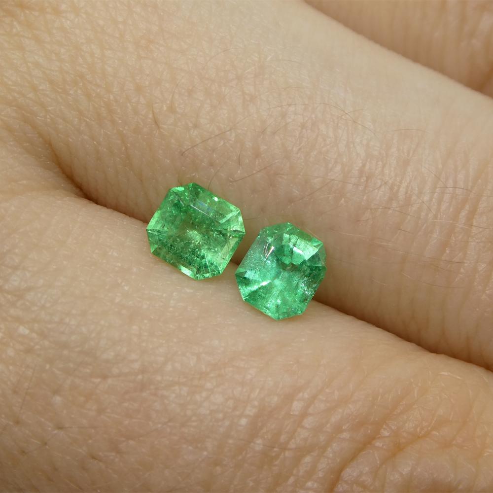 1.01ct Pair Square Green Emerald from Colombia For Sale 1