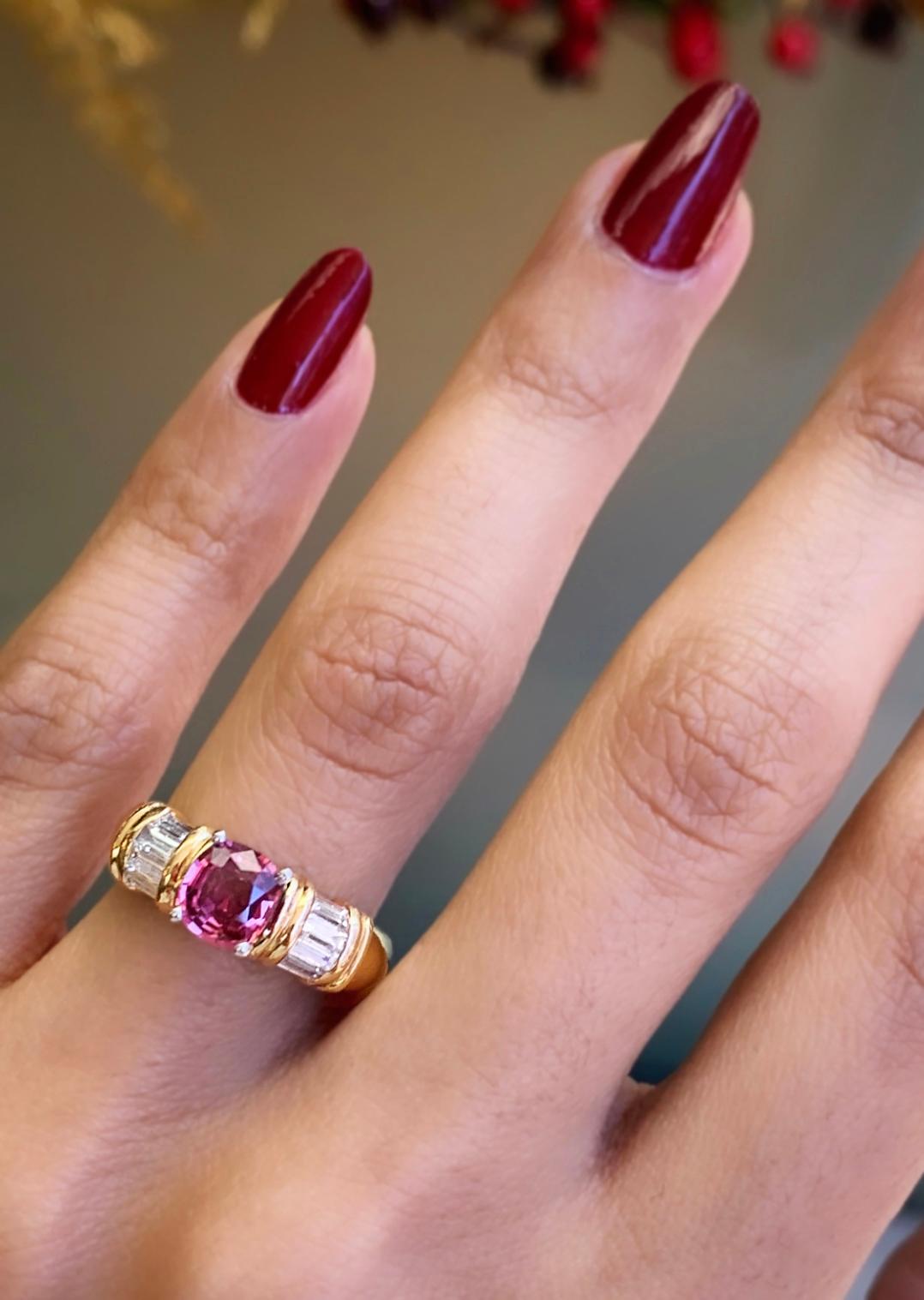 Women's 1.01 Carat Pink Sapphire and Diamond 18 Carat Yellow Gold Ring For Sale