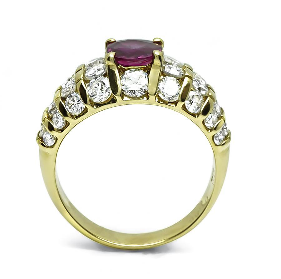Anello in oro con rubino da 1,01 carati e diamante da 1,85 carati In condizioni buone in vendita a New York, NY