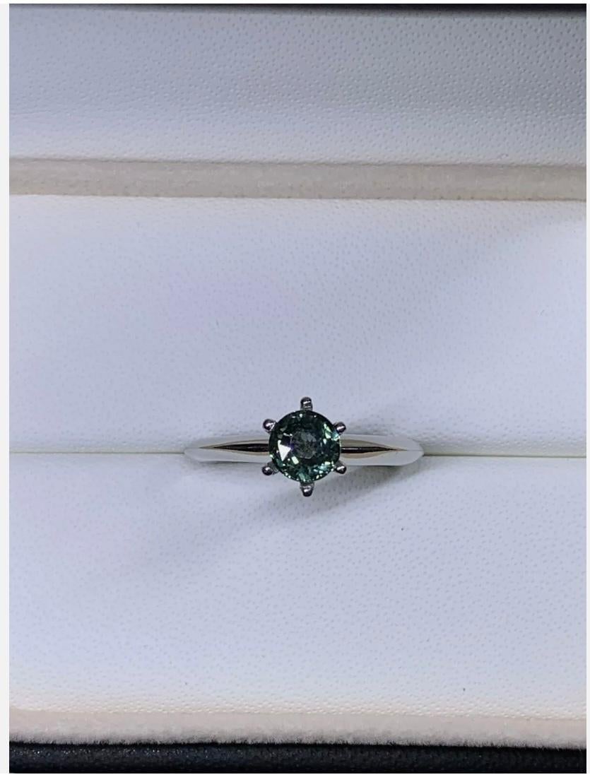 Modern 1.01ct Teal Sapphire Solitaire Engagement Ring In 18ct White Gold For Sale