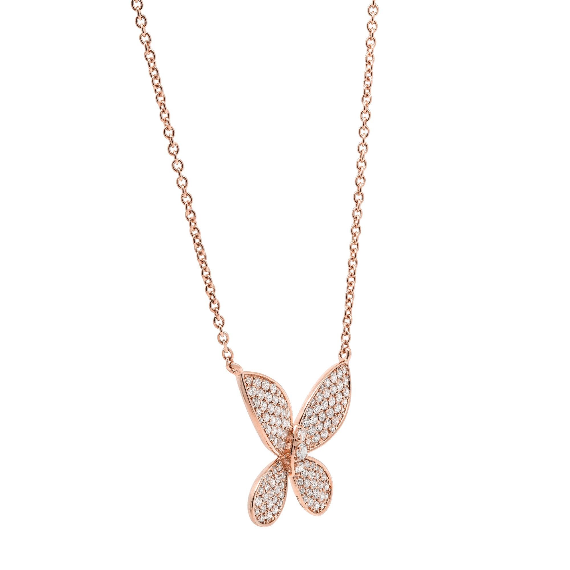 Charmant et doux, ce collier pendentif papillon en diamant rend chaque jour spécial. Fabriqué en or rose 18 carats, il est empilable et parfait pour être porté tous les jours. Elle présente des diamants ronds de taille brillant sertis en pavé pesant