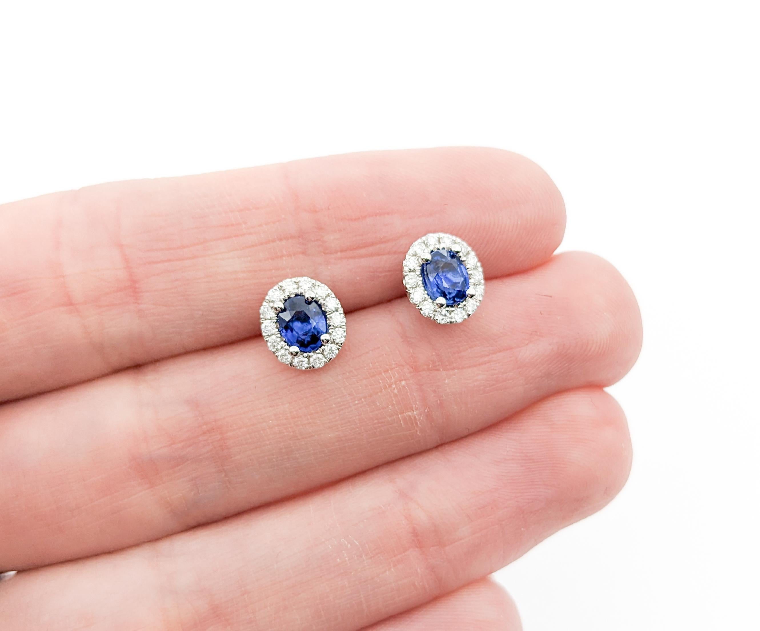 Round Cut 1.01ctw Blue Sapphire & Diamond Stud Earrings In white Gold For Sale