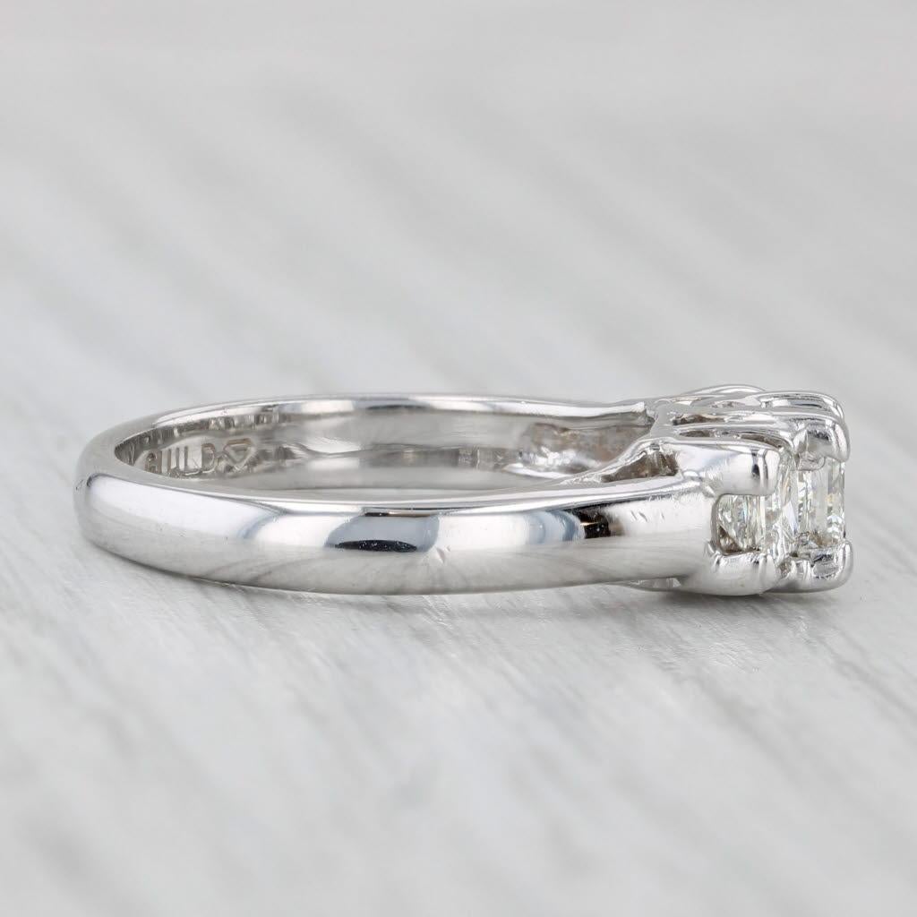 1,01 Karatw Prinzessin Diamant 3-Stein Verlobungsring 14k Weißgold Größe 6,25 für Damen oder Herren im Angebot