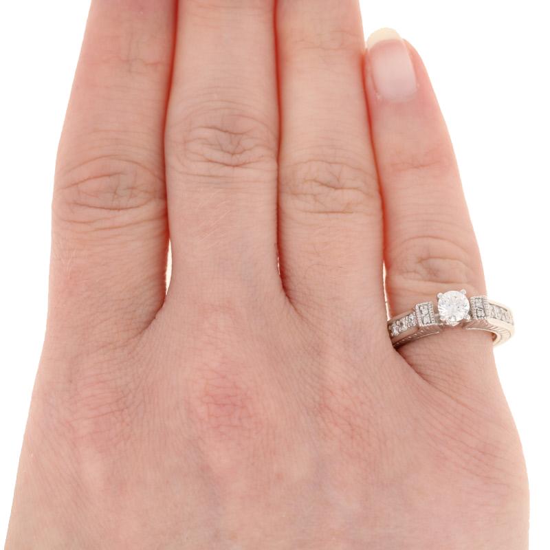 1.01 Carat Round Cut Diamond Engagement Ring, 14 Karat White Gold Milgrain In Excellent Condition In Greensboro, NC