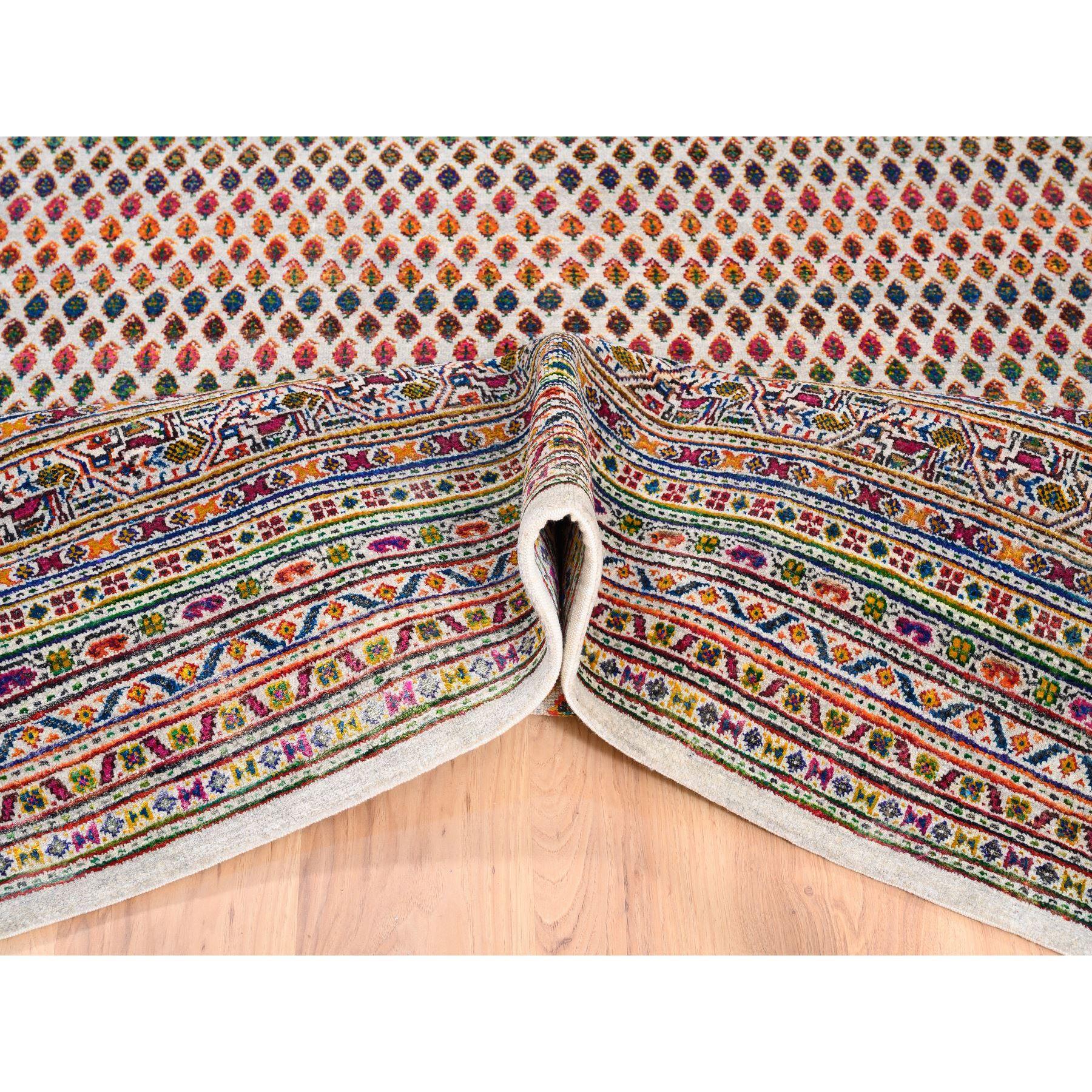 Hand-Woven 10'1