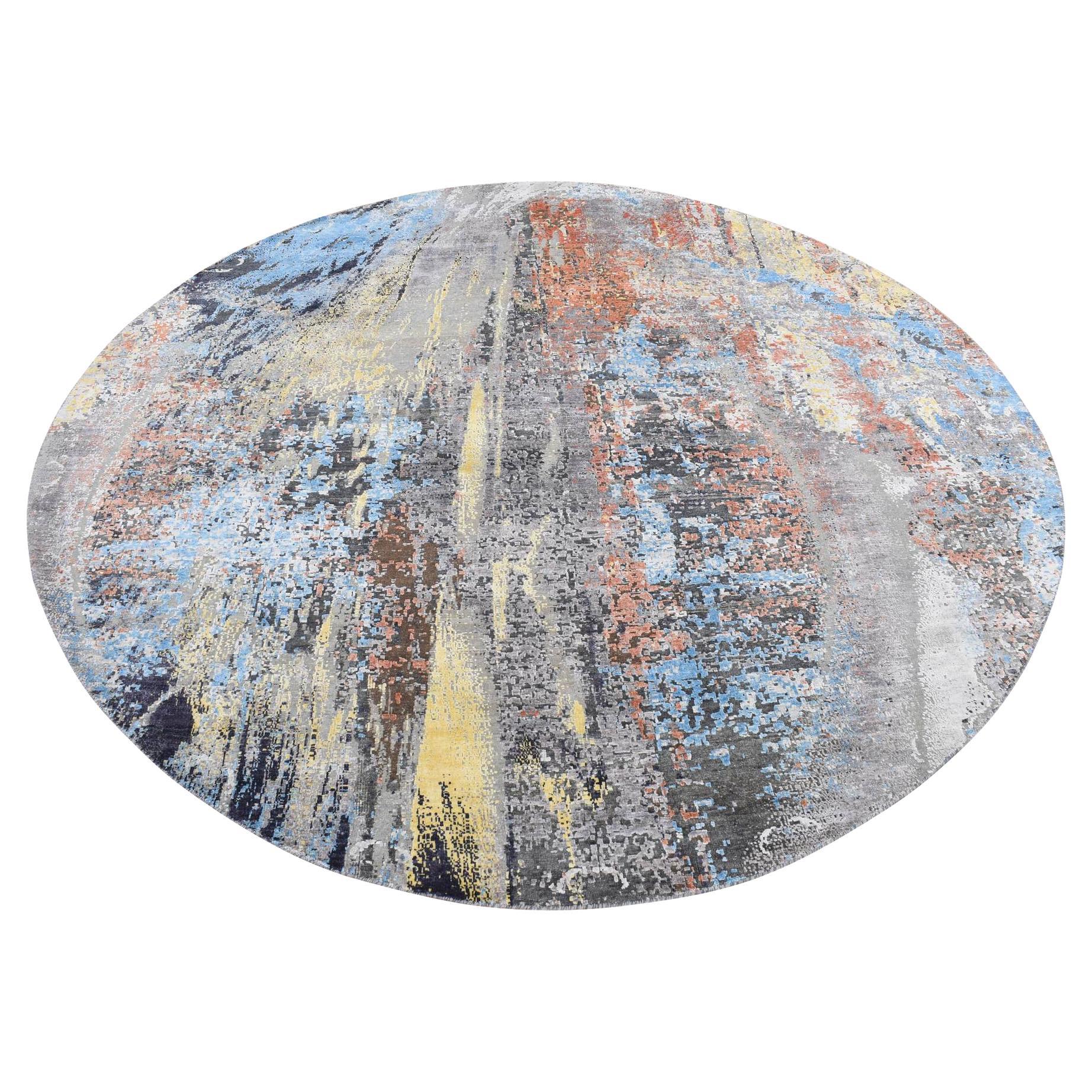 10'1 "x10'1" Stone Gray, Seide mit Wolle, Abstraktes Design, Handgeknüpft, Runder Teppich im Angebot