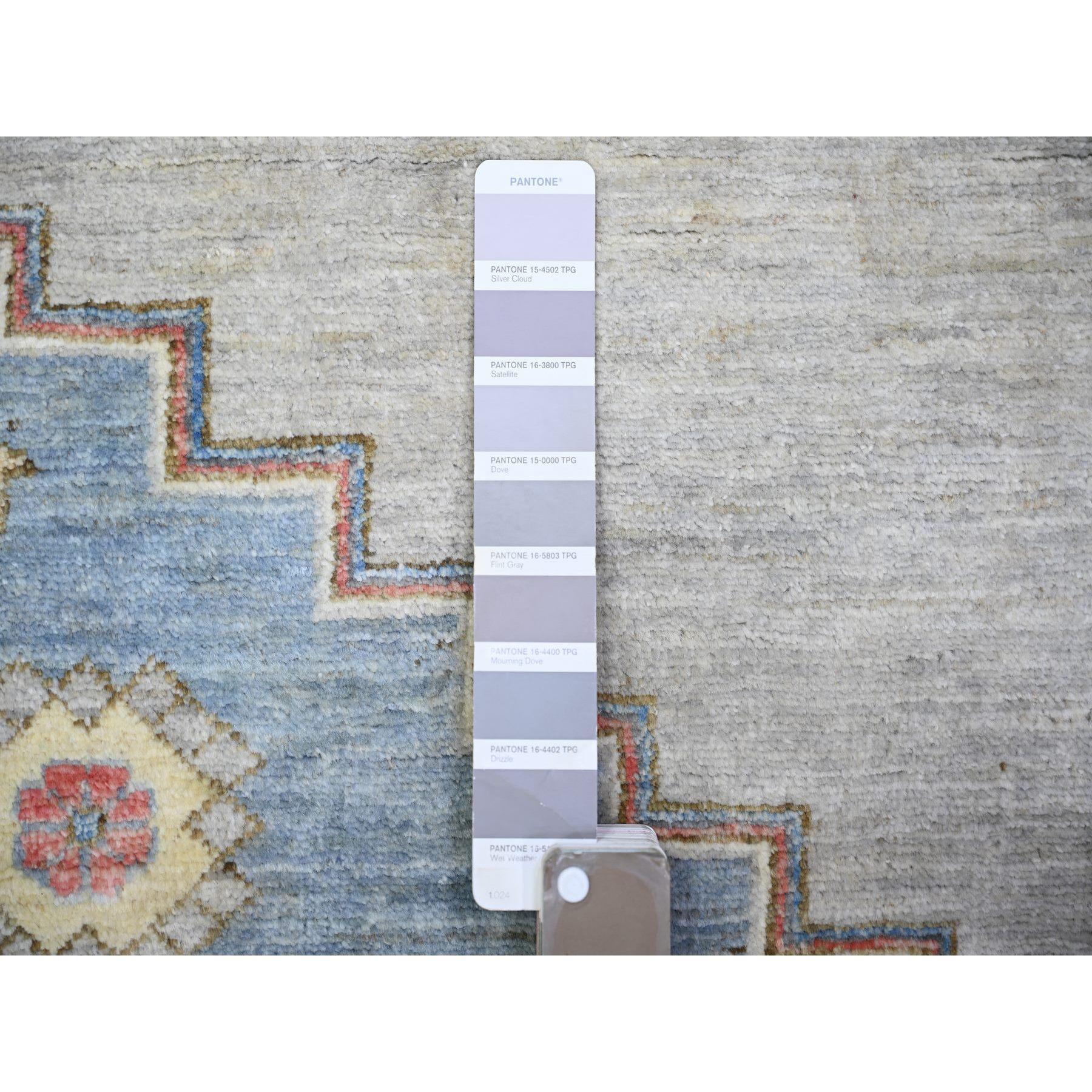 Laine Tapis médaillon Peshawar Bakshaish en laine naturelle grise nouée à la main 10'1