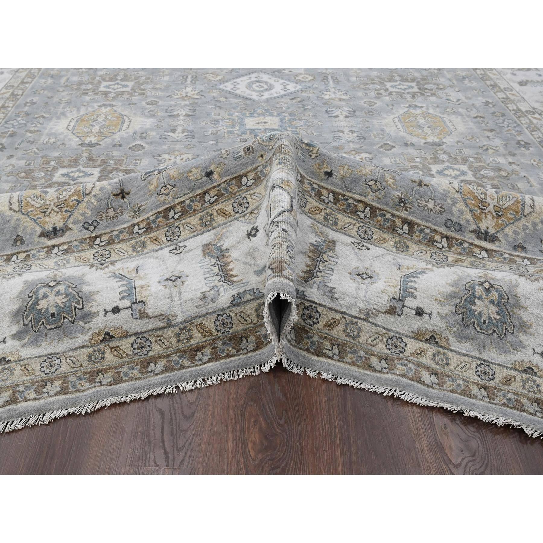 Annodato a mano Tappeto Karajeh Grigio con Medaglioni Geometrici Annodati a Mano in Pura Lana 10'1 