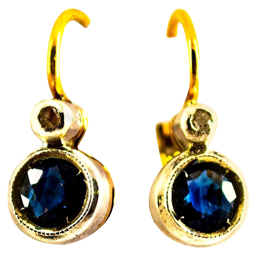 1.02 Carat Blue Sapphire White Diamond Yellow Gold Lever-Back Dangle Earrings For Sale