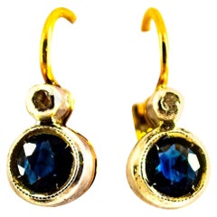 Vintage 1.02 Carat Blue Sapphire White Diamond Yellow Gold Lever-Back Dangle Earrings