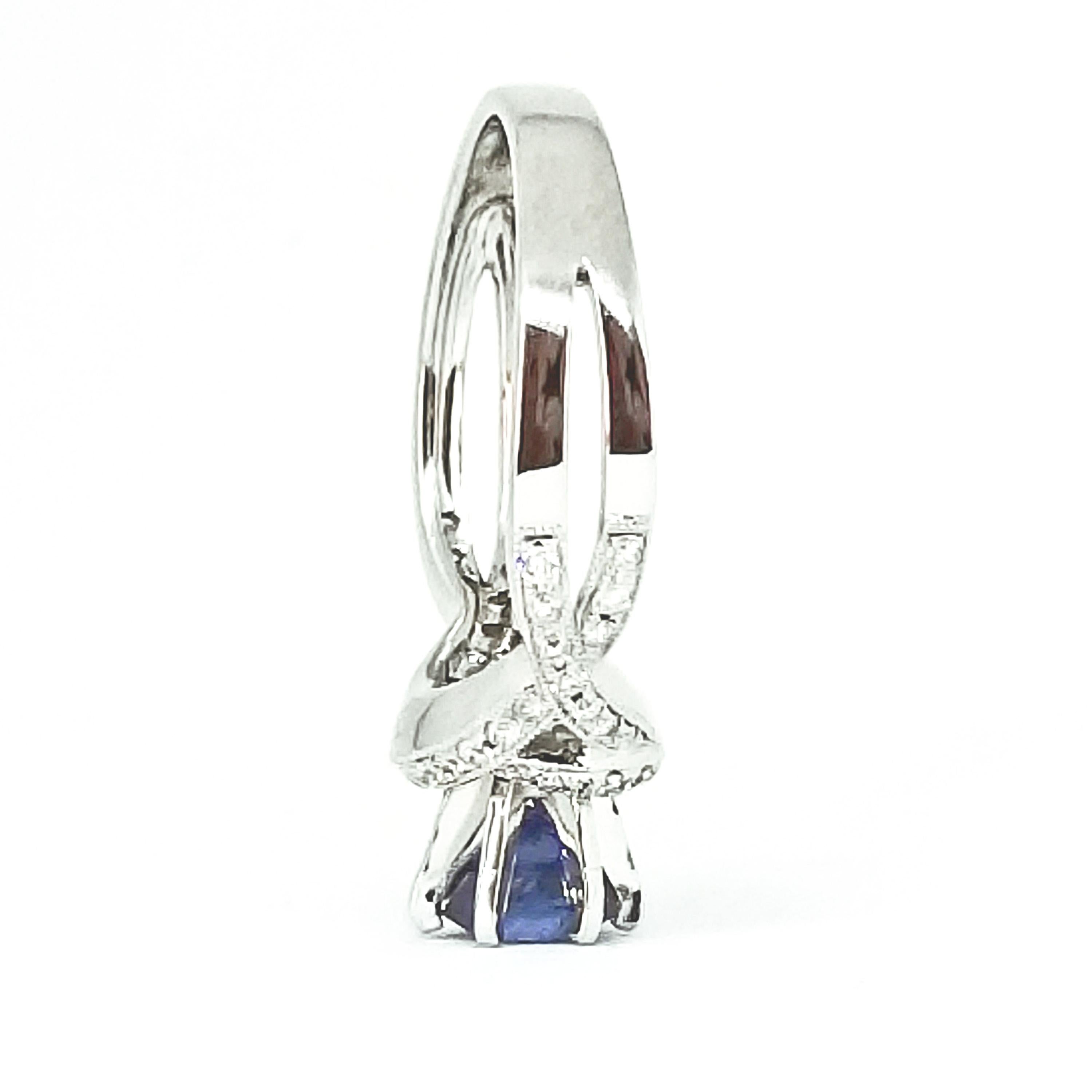 right hand sapphire ring