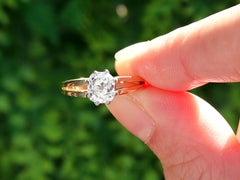 1.02 Carat Diamond and 18k Yellow Gold Unisex Solitaire Engagement Ring