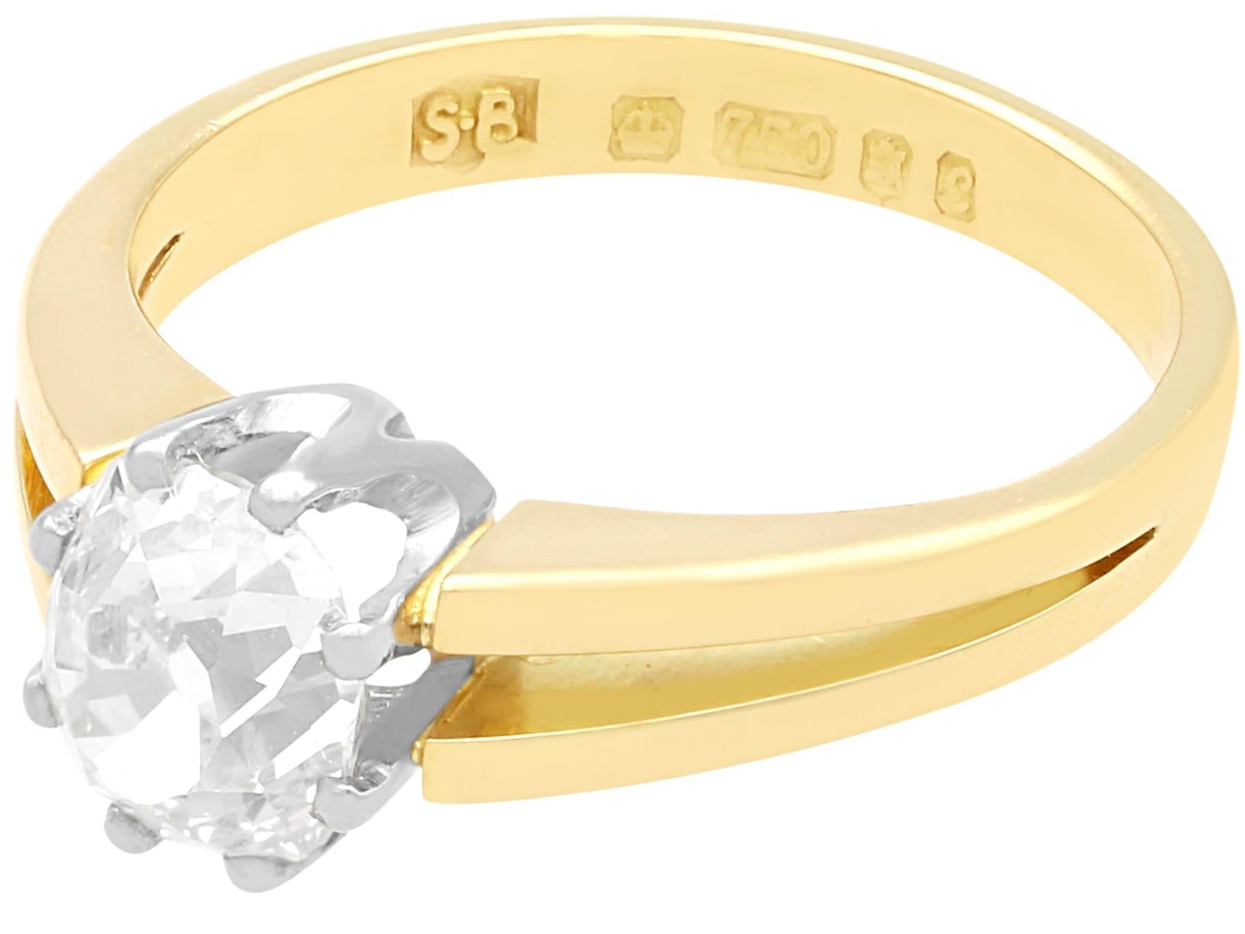 Old European Cut 1.02 Carat Diamond and 18k Yellow Gold Unisex Solitaire Engagement Ring For Sale