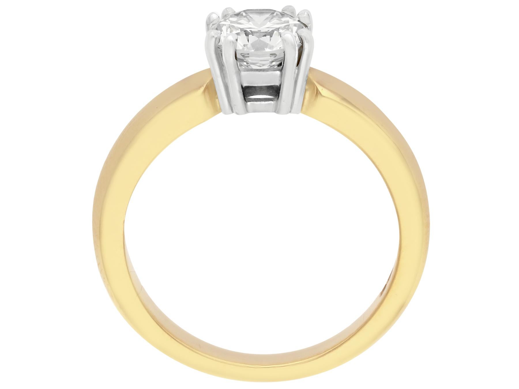 Women's 1.02 Carat Diamond and Yellow Gold Solitaire Ring For Sale