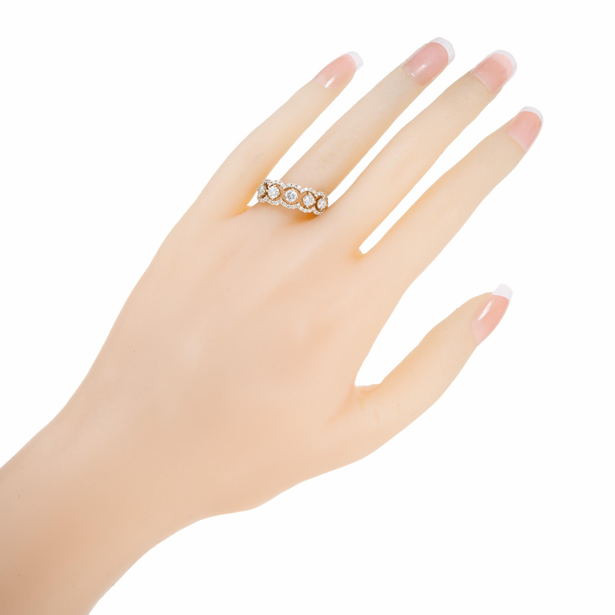 1.02 Carat Diamond Halo Yellow Gold Scroll Band Ring For Sale 2