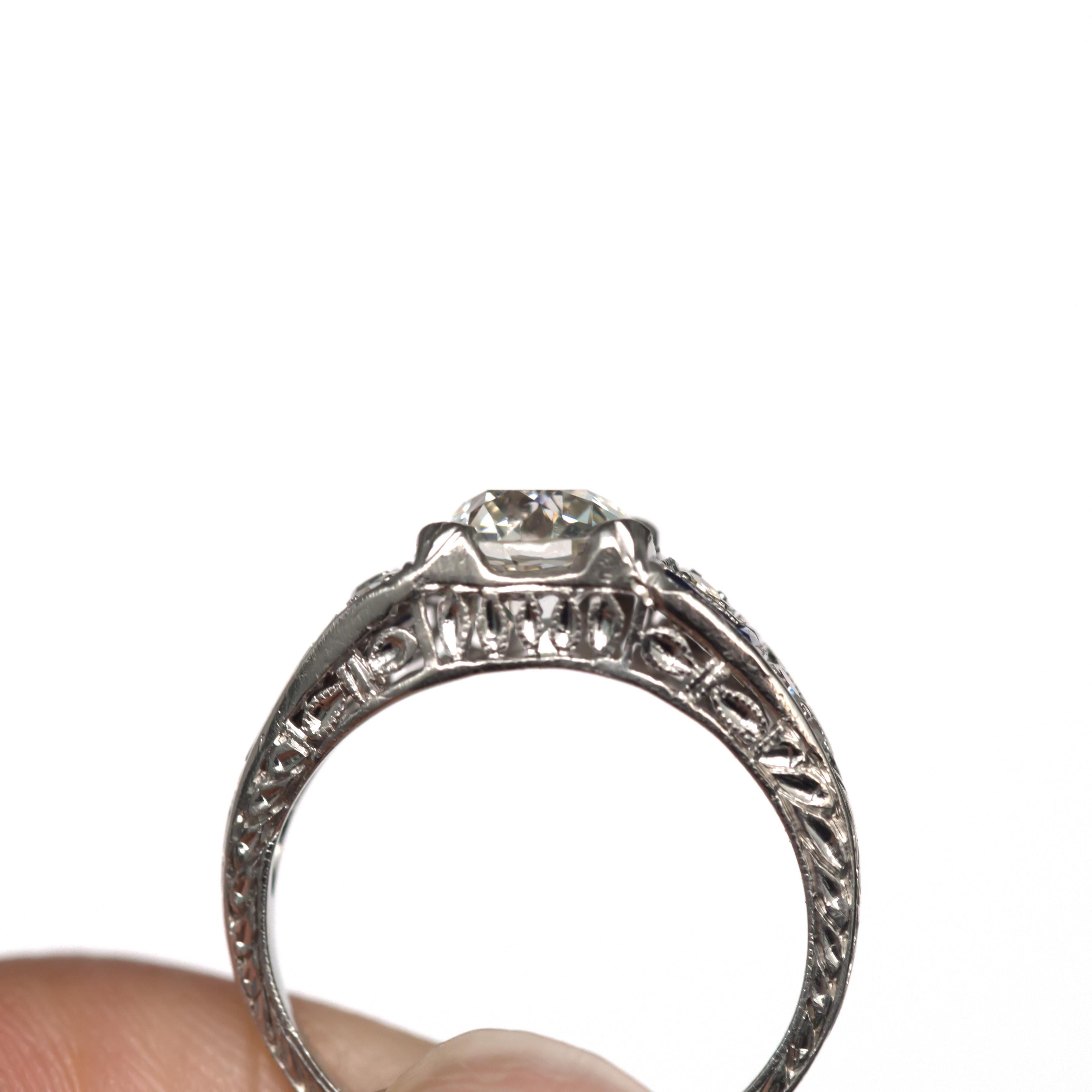 Women's or Men's 1.02 Carat Diamond Platinum Engagement Ring For Sale