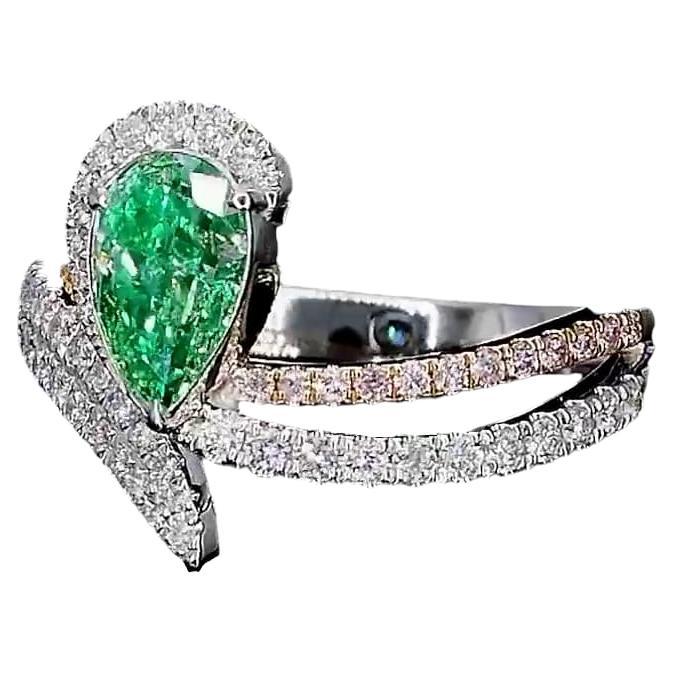 Bague fantaisie en diamant vert de 1.02 carat, pureté SI, certifiée AGL