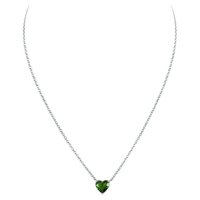1.02 Carat Green Garnet Heart Necklace For Sale