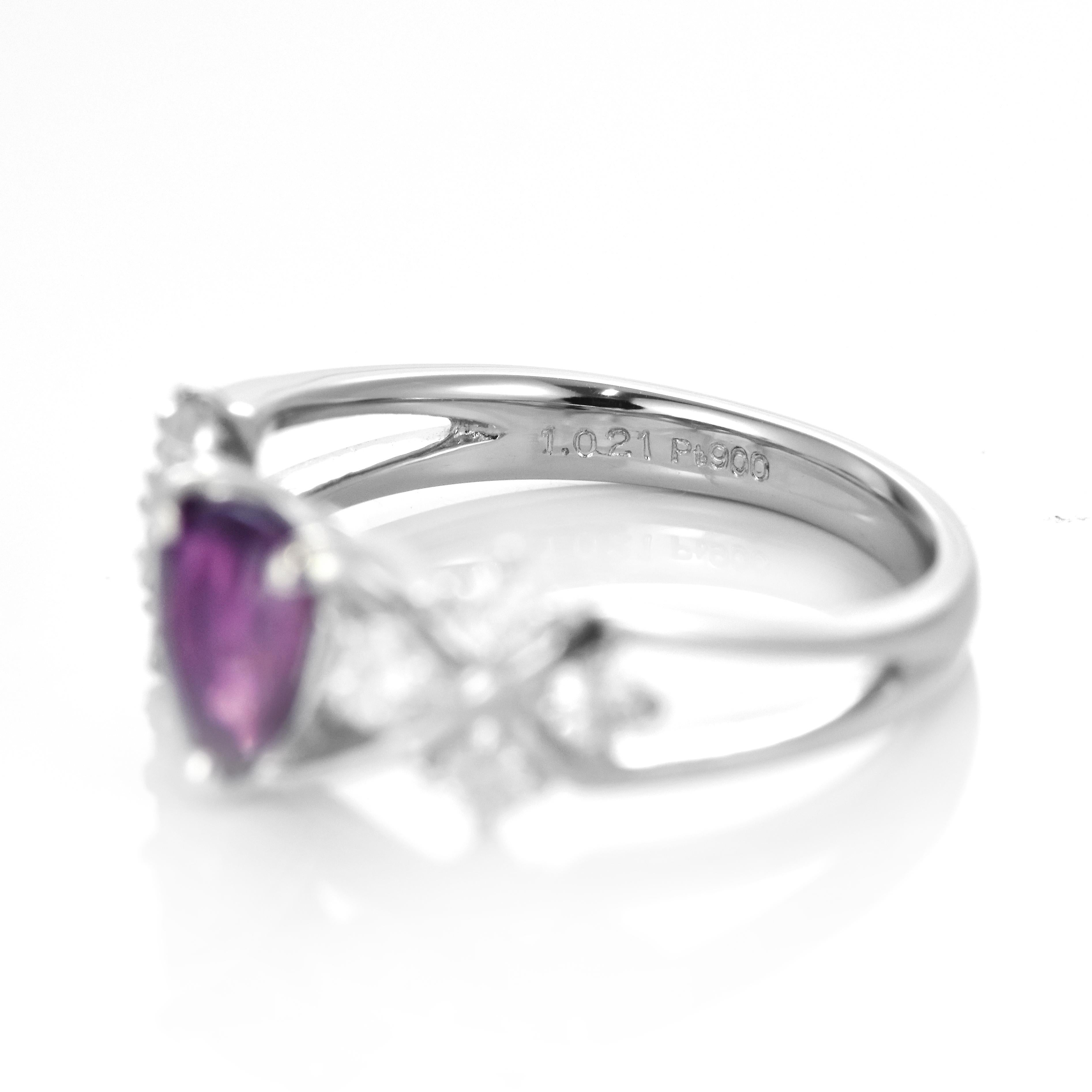 1,02 Karat natürlicher Rubin und Diamant-Cluster-Ring aus Platin im Angebot 3