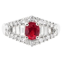 Bague de fiançailles en platine de 1,02 carat de rubis naturel et de diamants